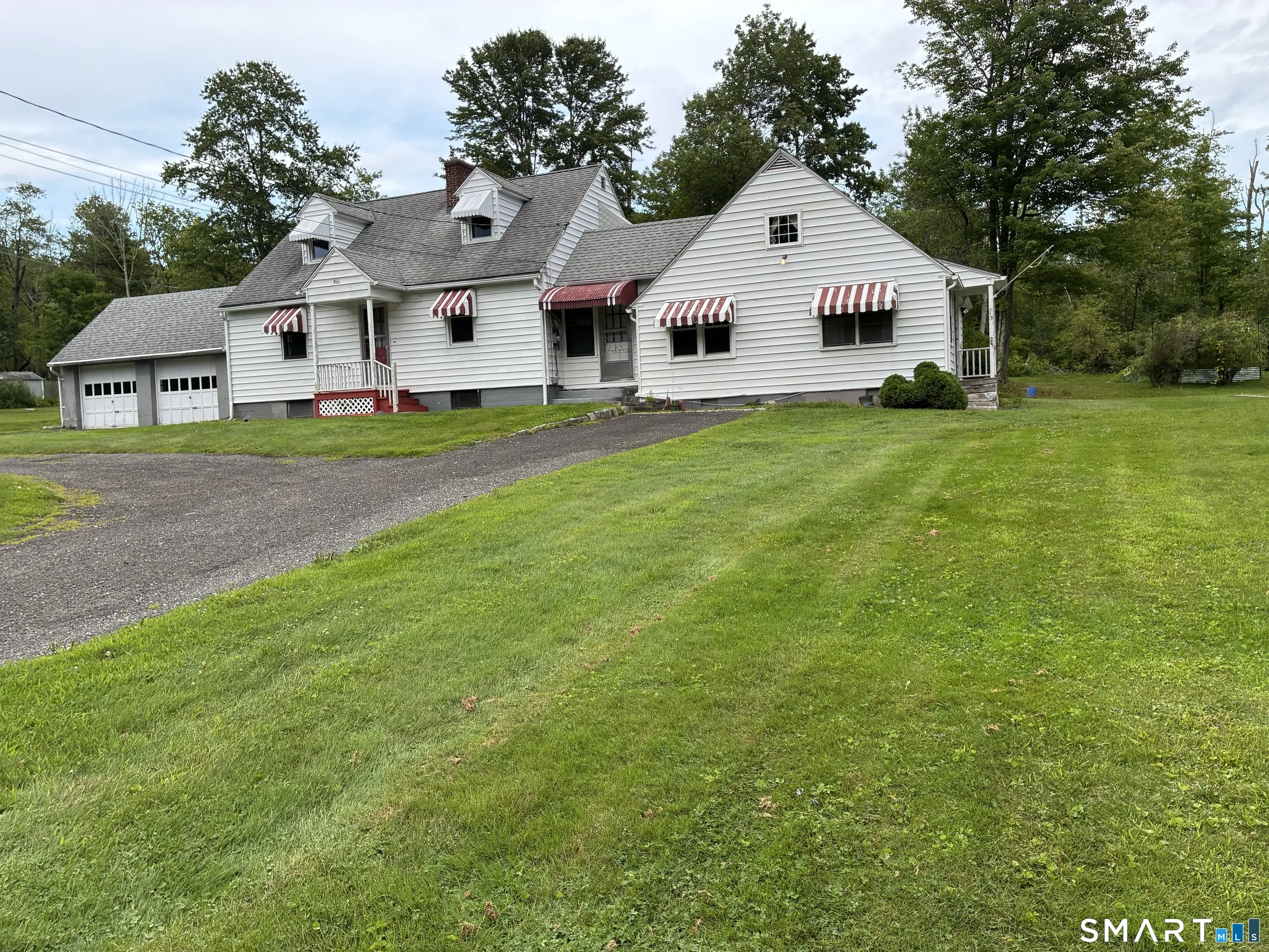 366 Torrington Road, Litchfield