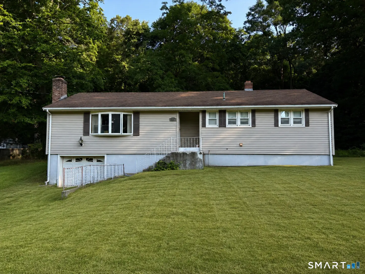 210 Griswoldville Avenue, Newington