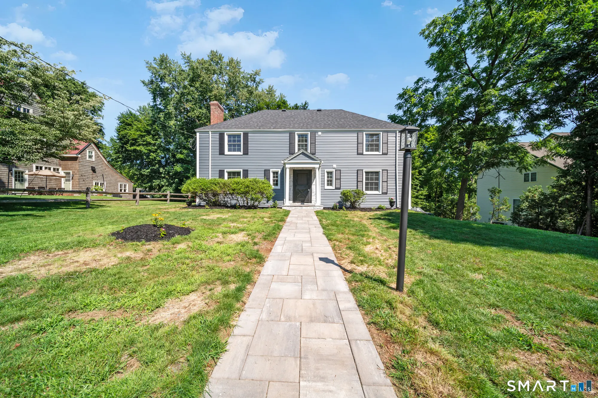 38 Roberts Lane, West Hartford