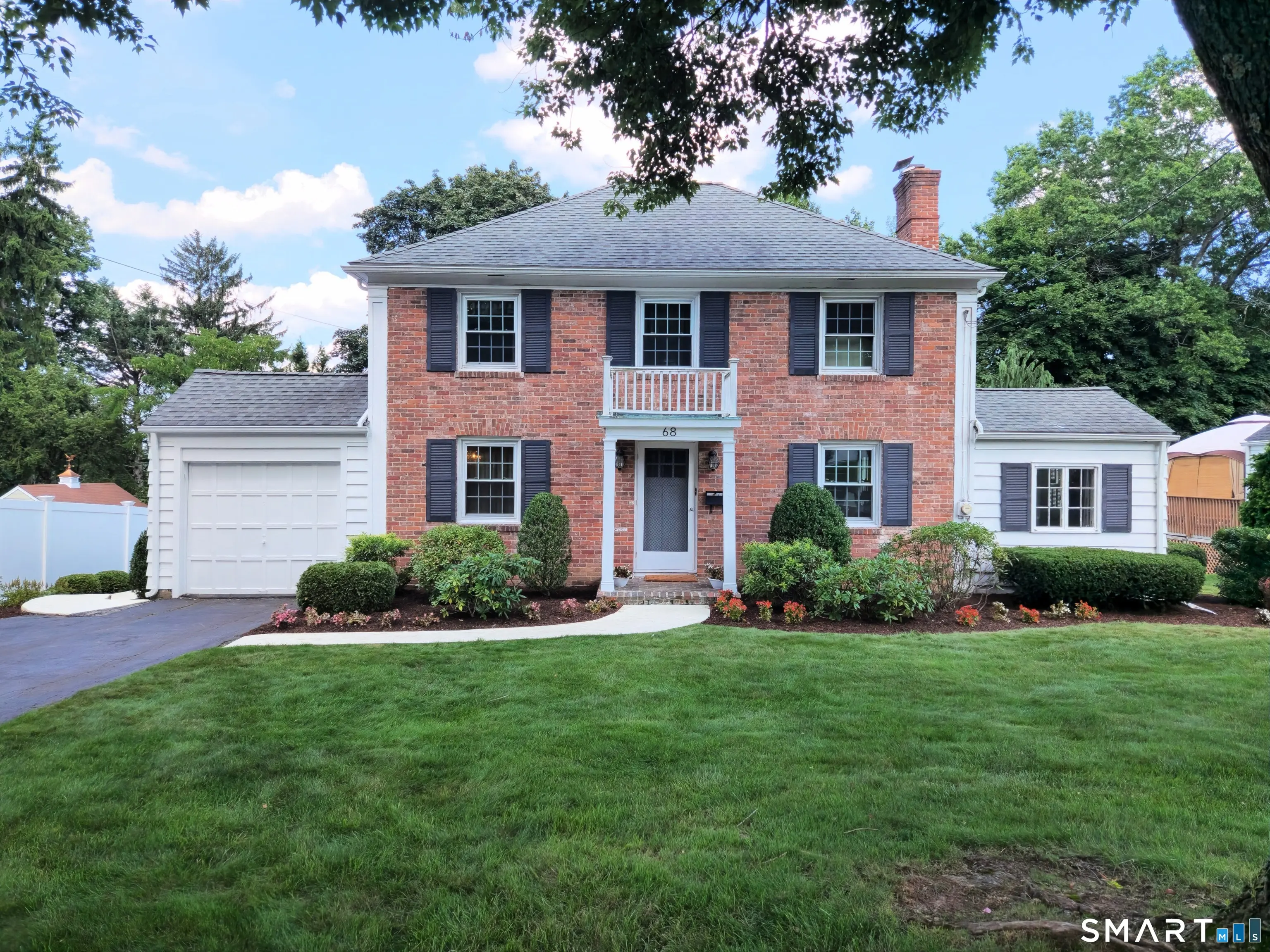 68 Farmingdale Road, Wethersfield