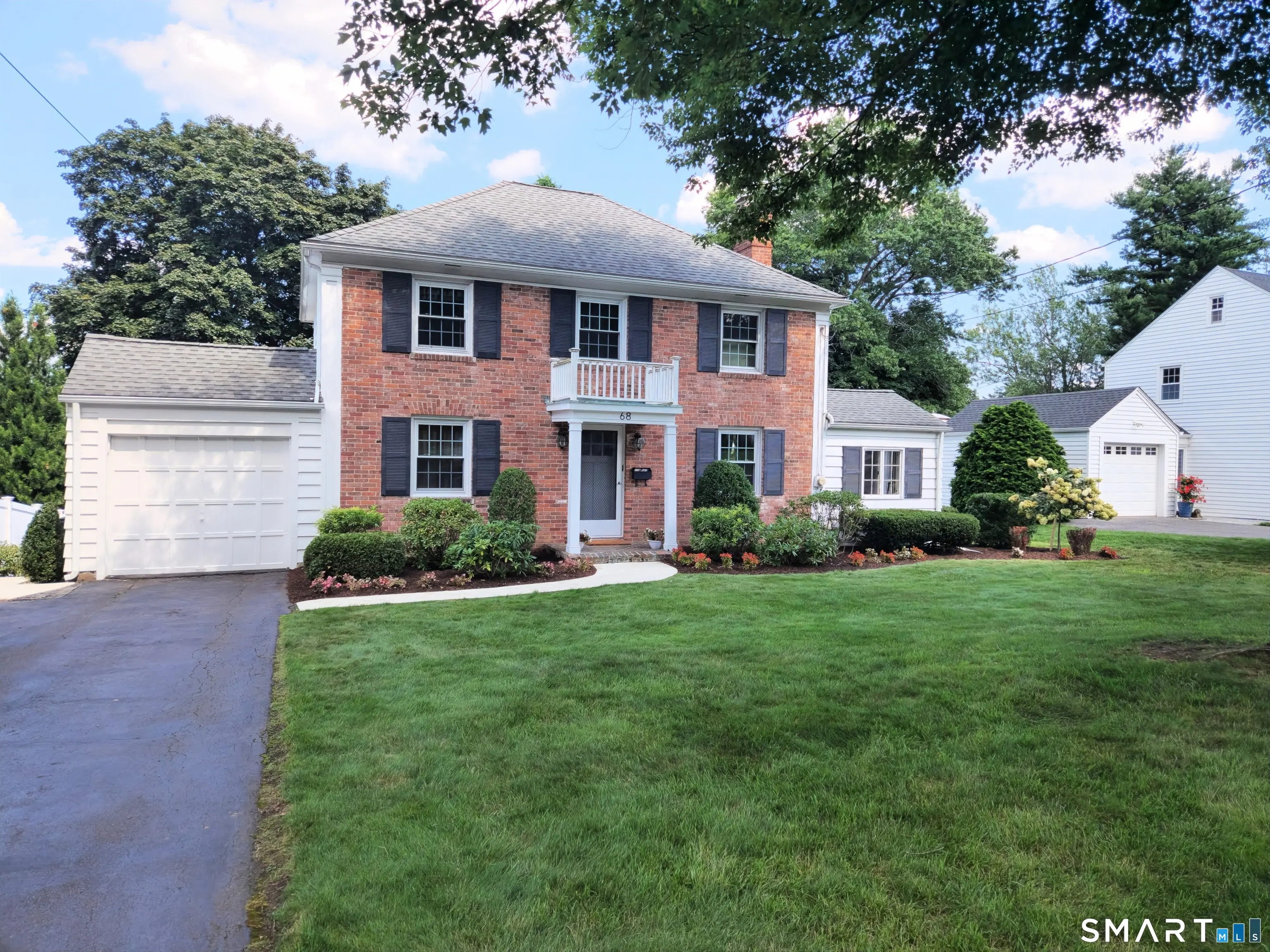 68 Farmingdale Road, Wethersfield