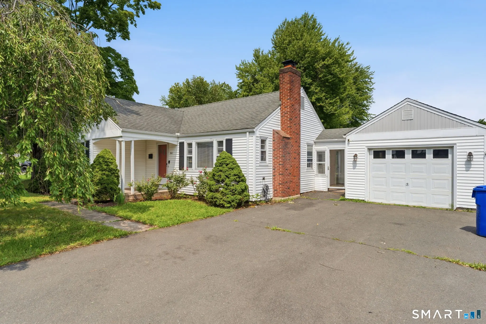 314 West Hill Road, Newington