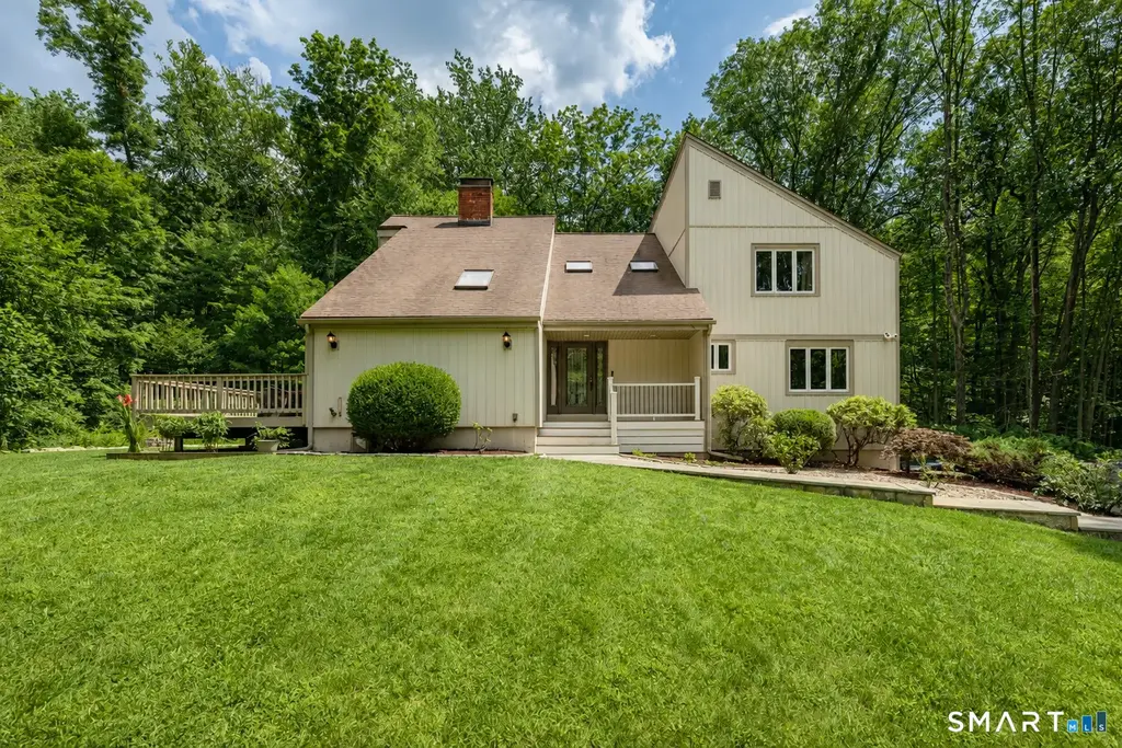 35 Katrina Circle, Bethel