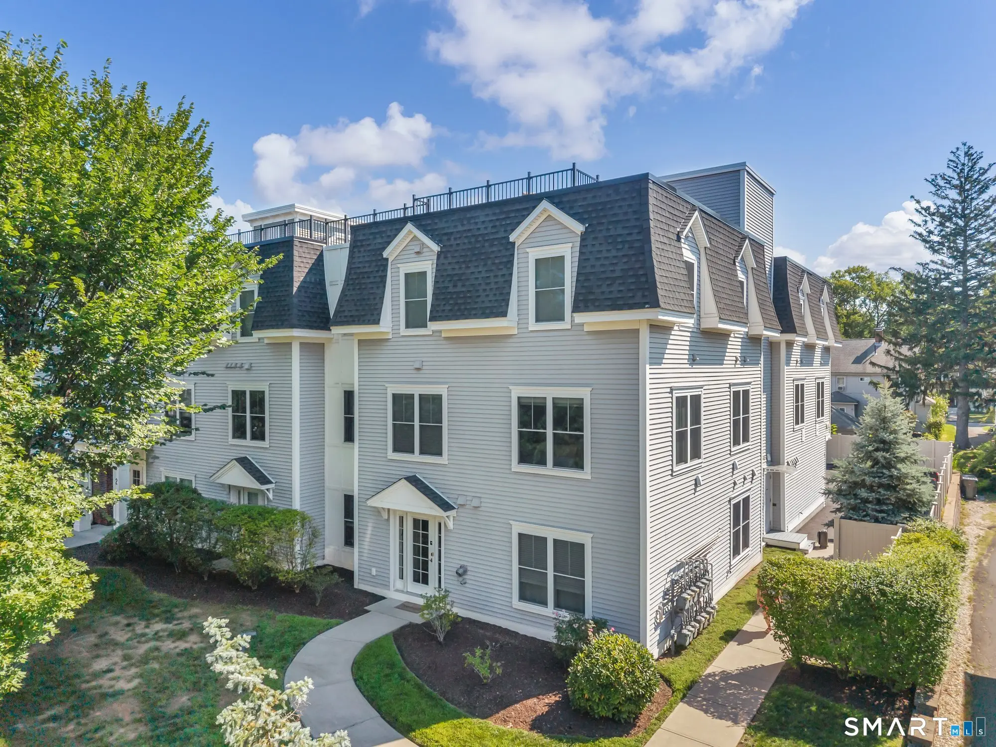 2 Bishop Road 204, West Hartford