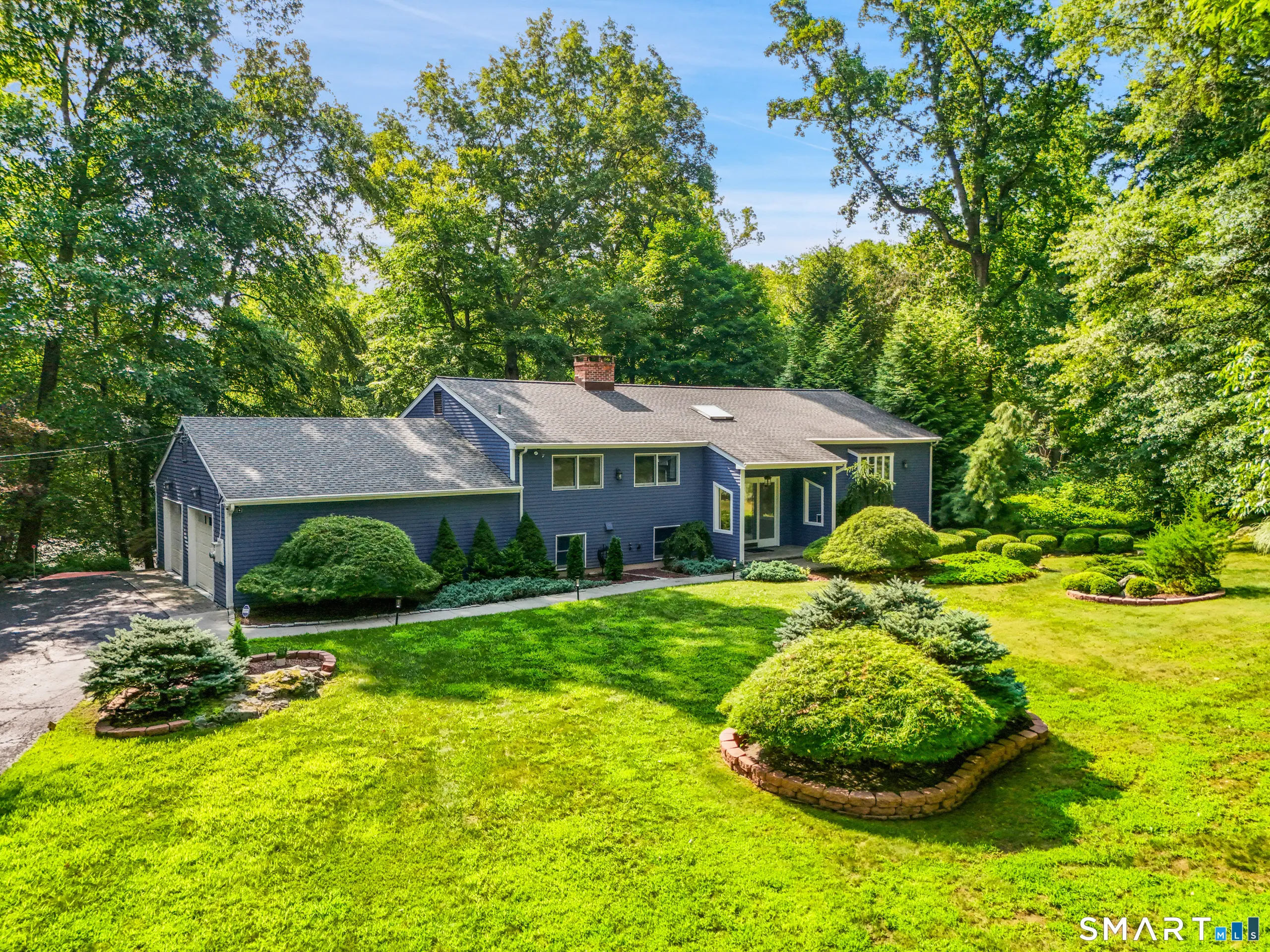 1171 Riverbank Road, Stamford