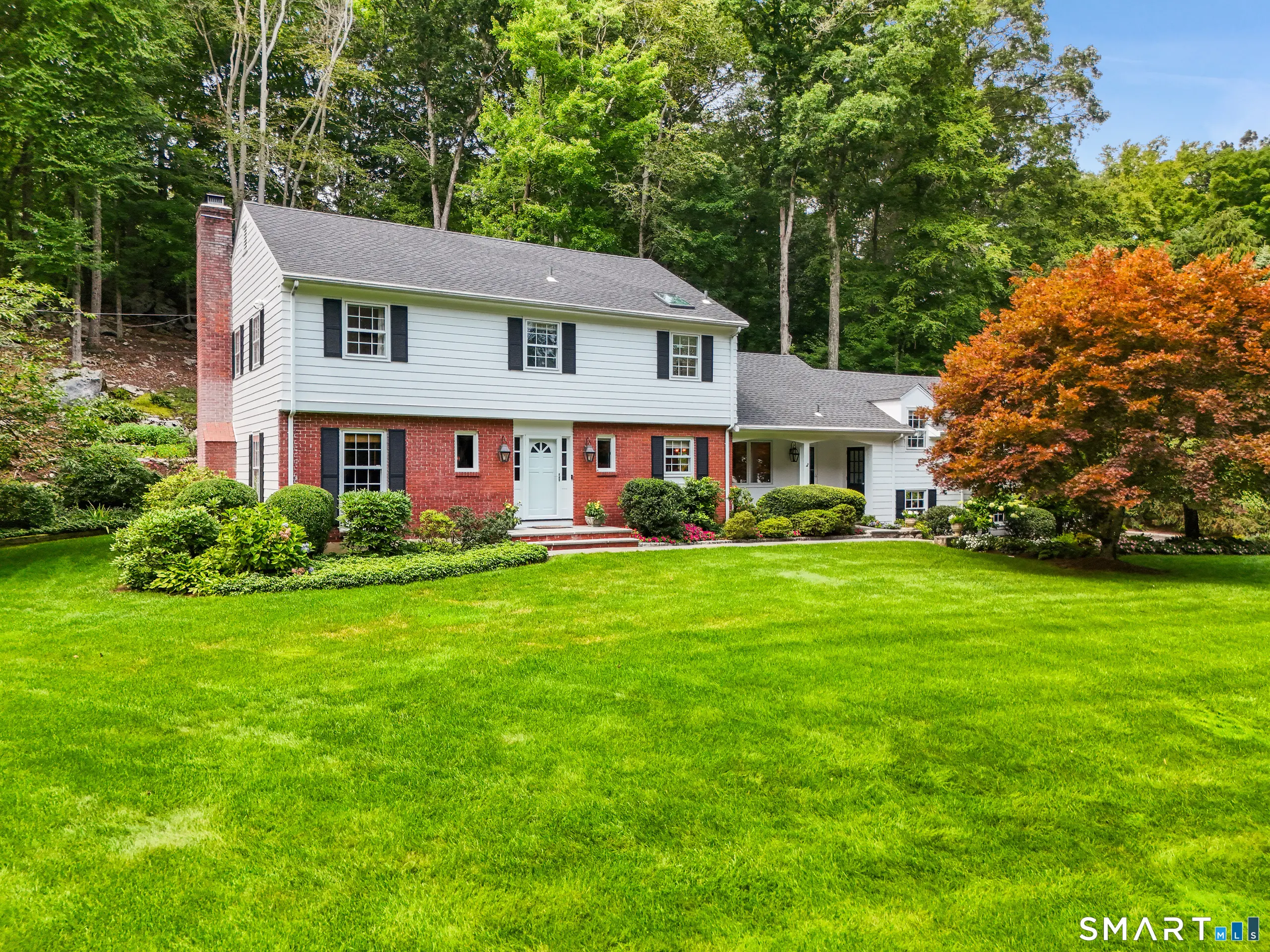 70 Chestnut Hill Lane, Stamford