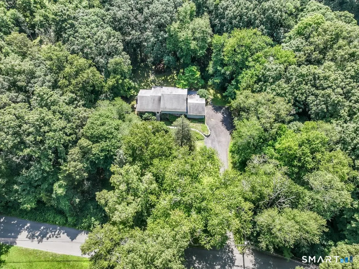 51 Glen Hill Road, Wilton