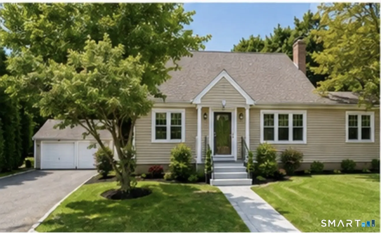 38 City Hill Court, Naugatuck