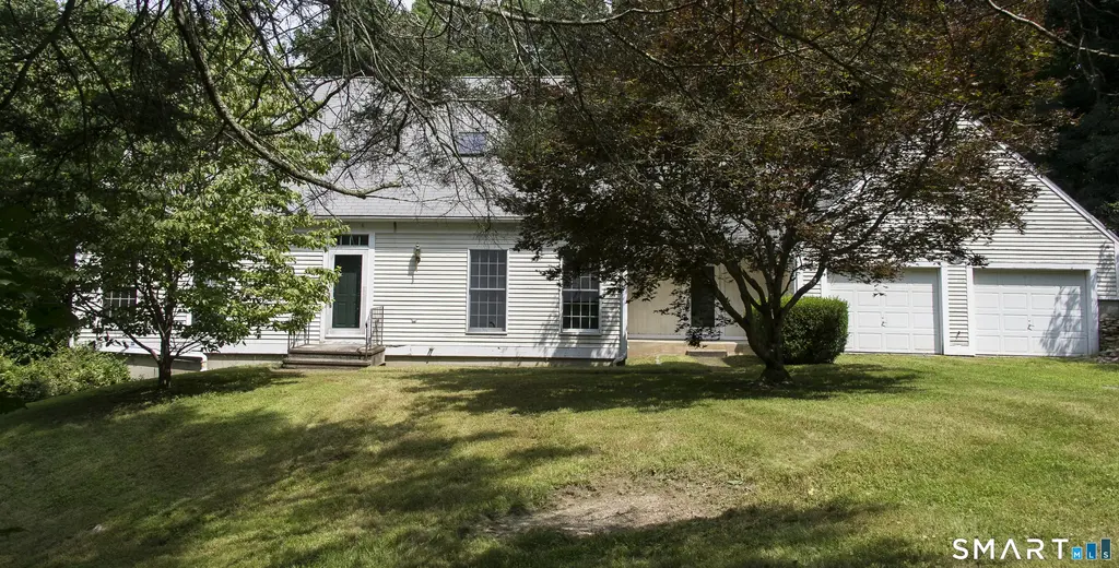 90 Mallory Road, Roxbury