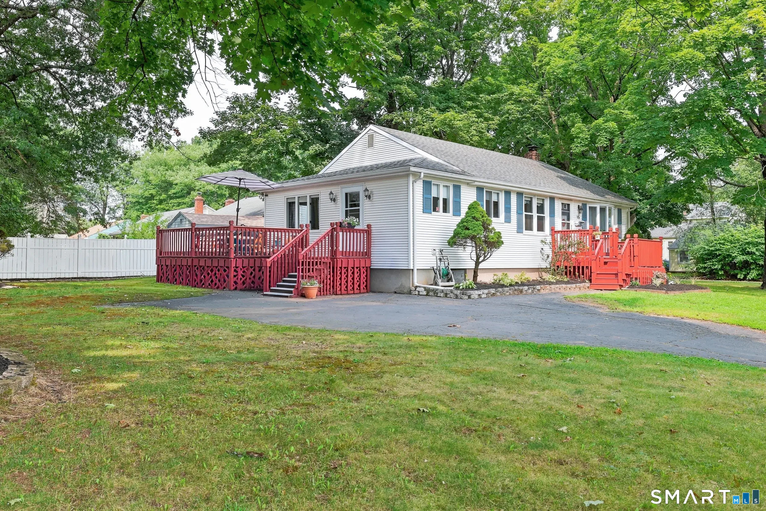 15 Raymond Street, East Hartford