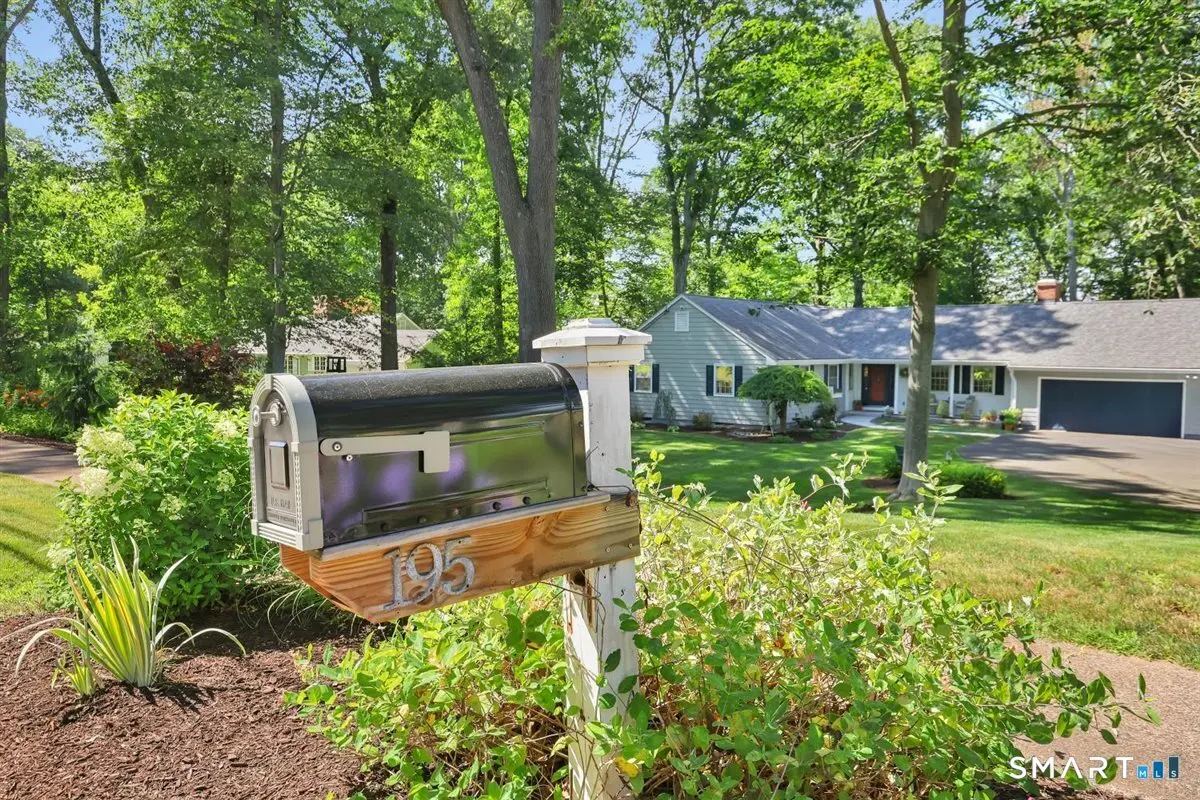 195 Tall Timbers Road, Glastonbury