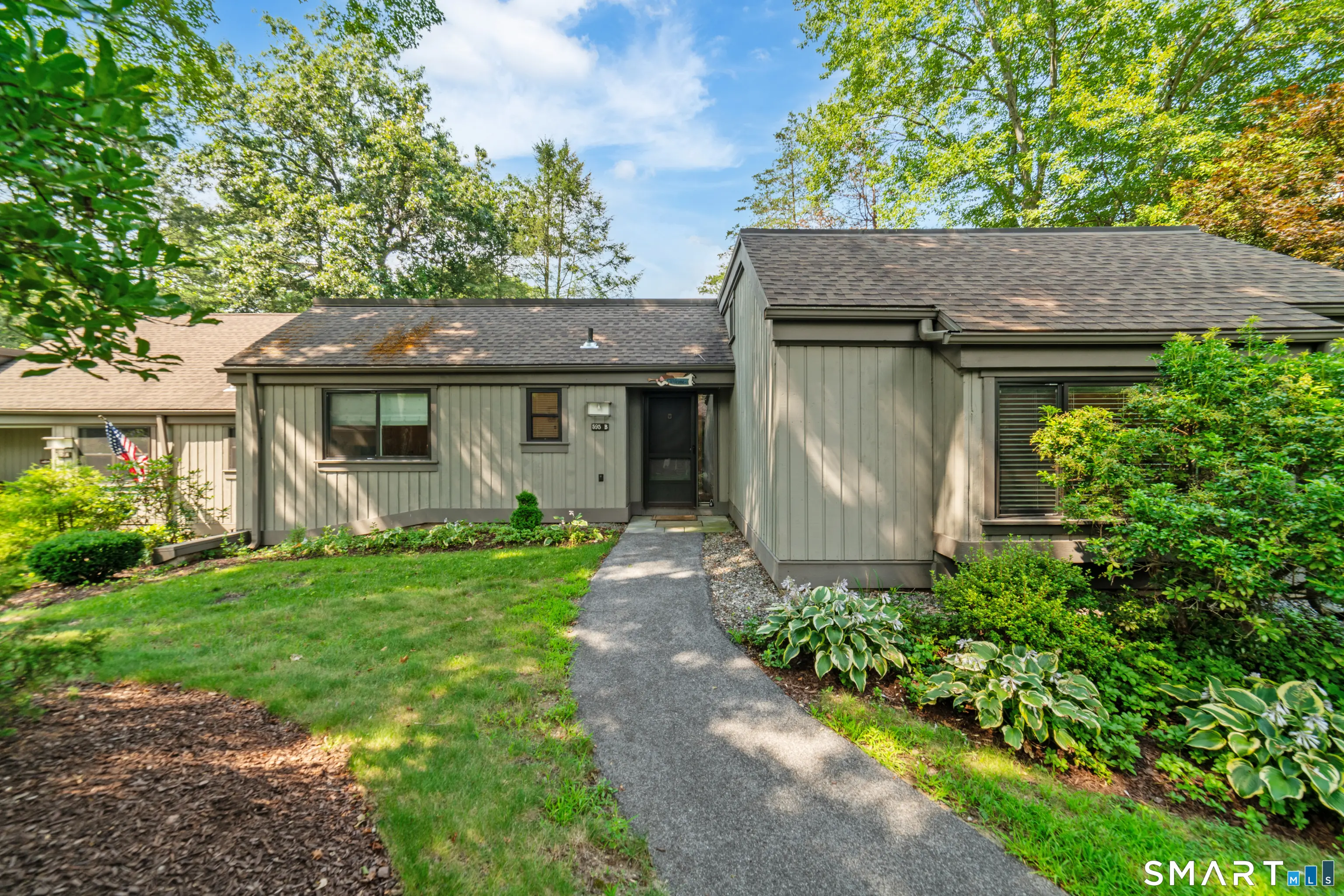595 Heritage Village B, Southbury