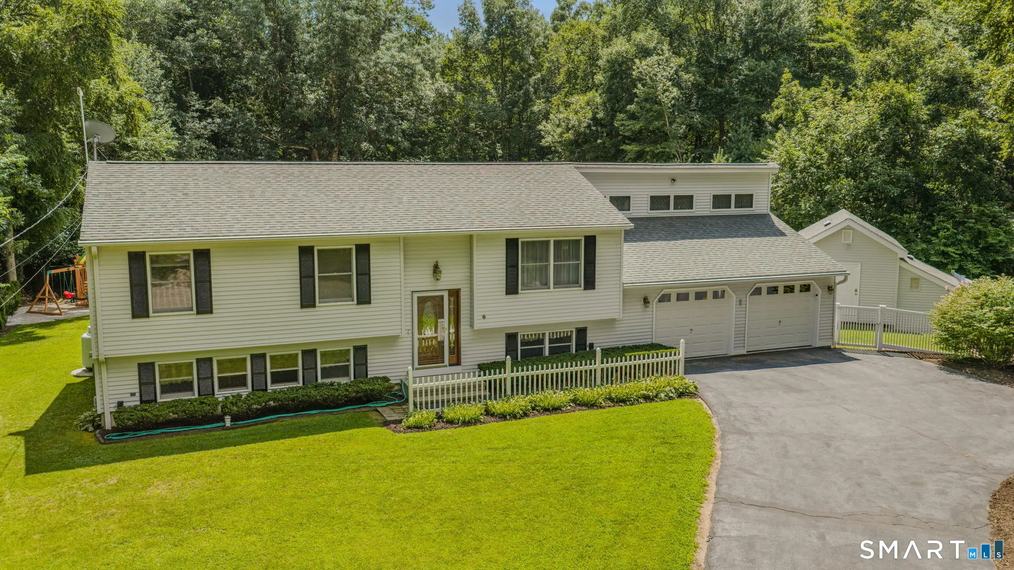 6 Liberty Road, Montville