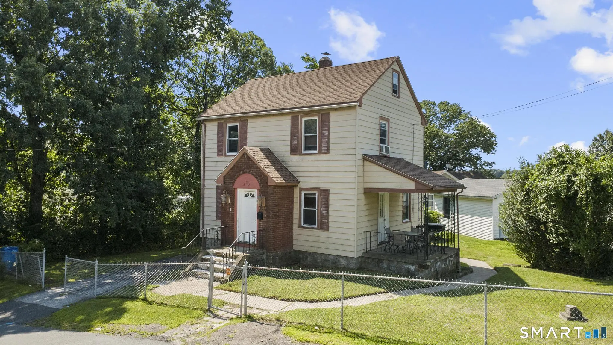 222 Easton Avenue, Waterbury