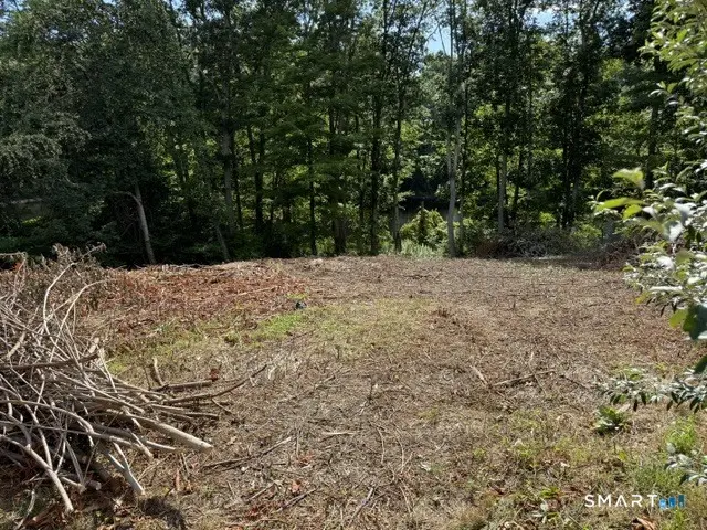 513 Litchfield Avenue, Killingly