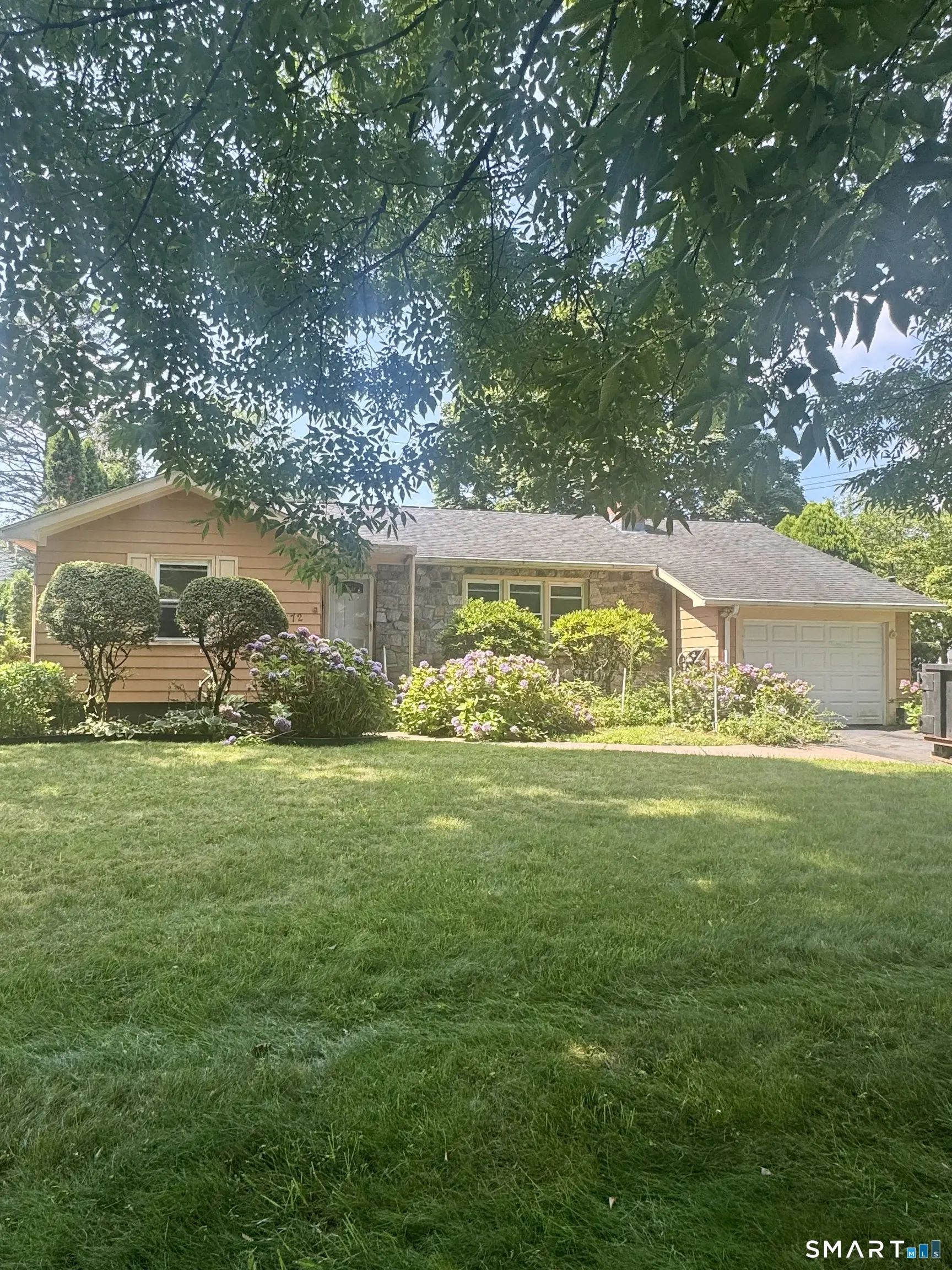 172 Mitchell Drive, New Haven