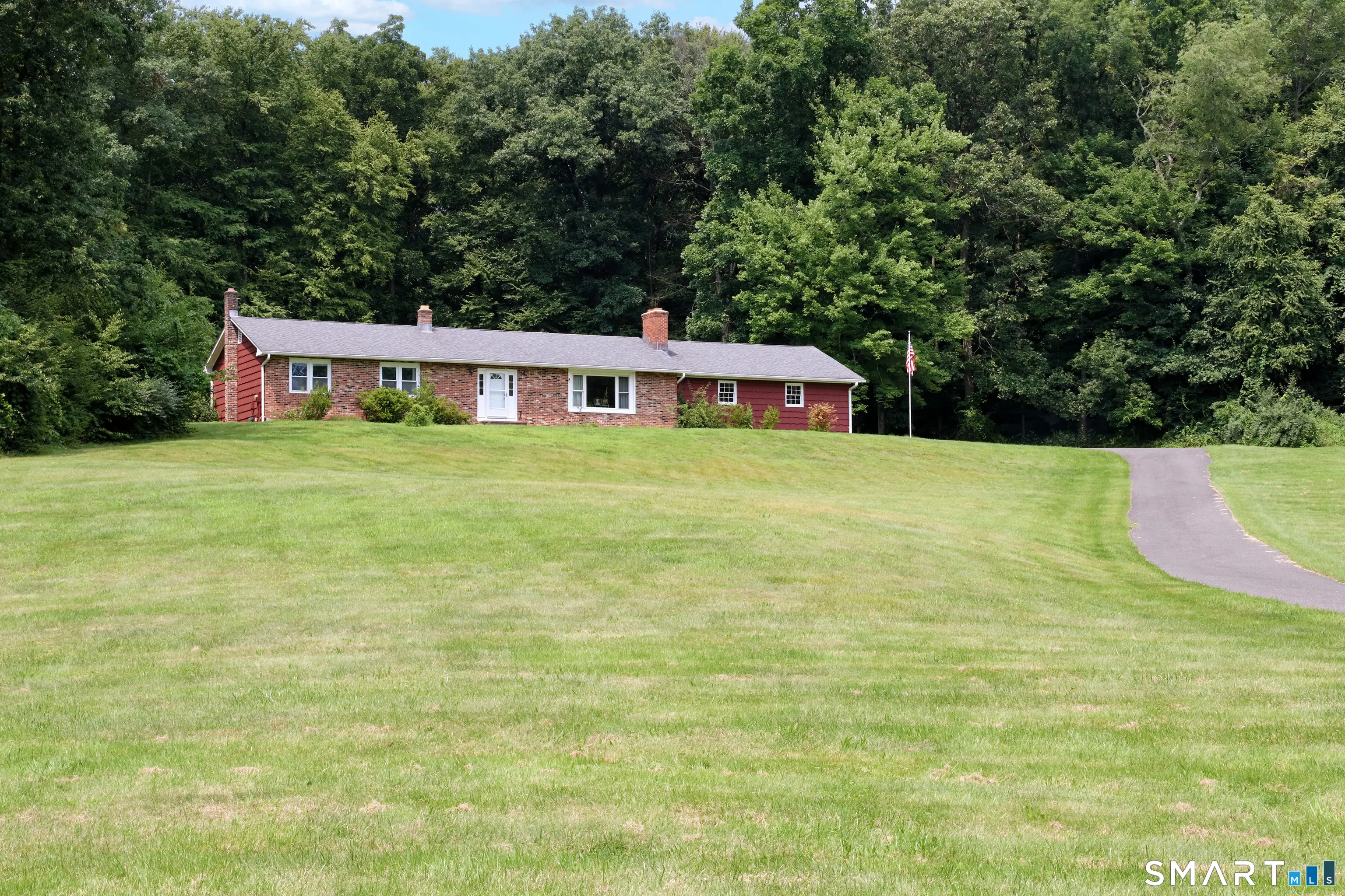 155 Deer Hill Road, Southbury