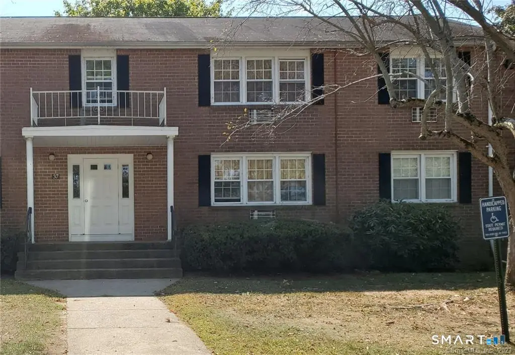 7 Grandview Drive 37d, Farmington