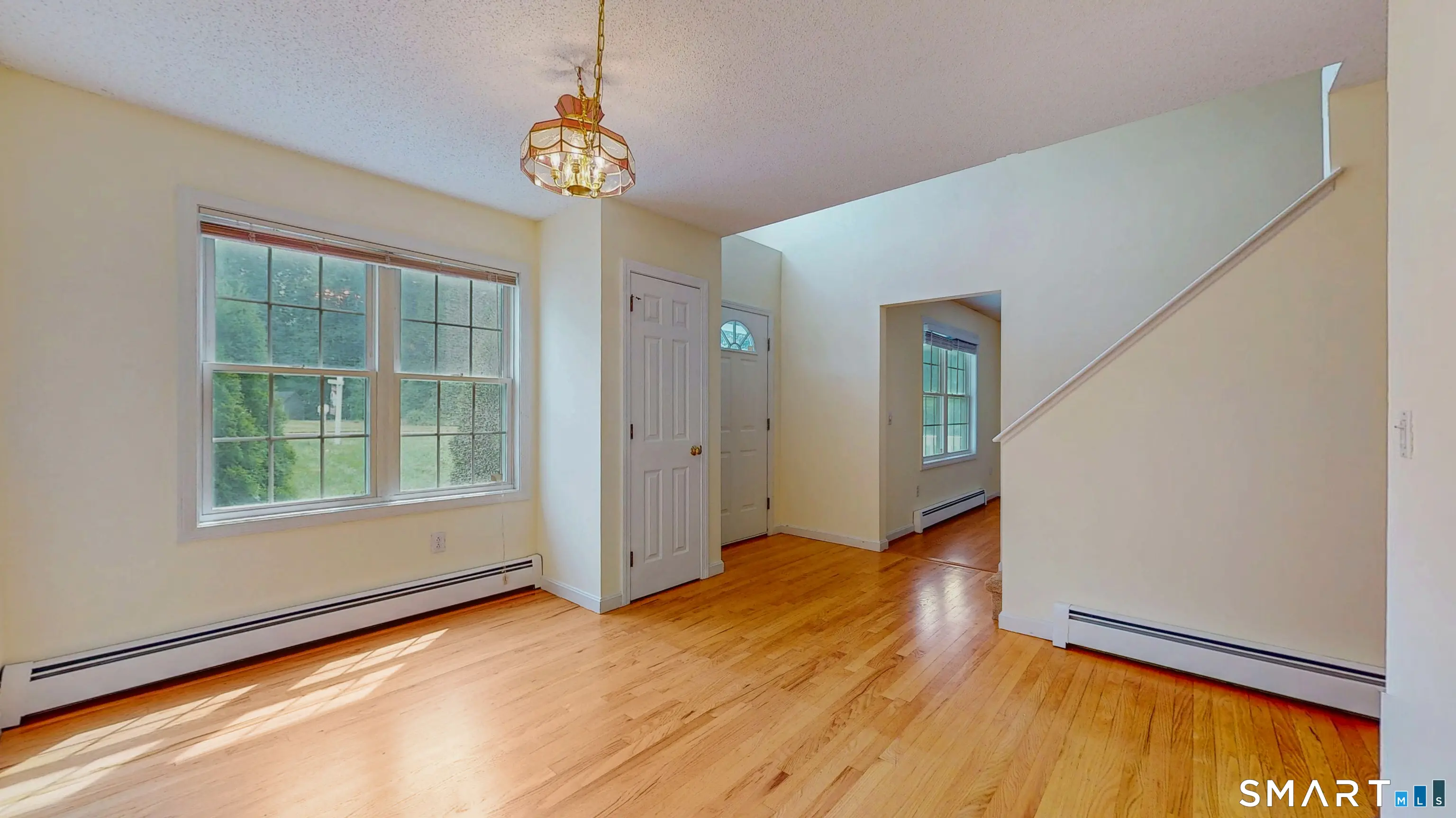 223 Walek Farms Road, Manchester