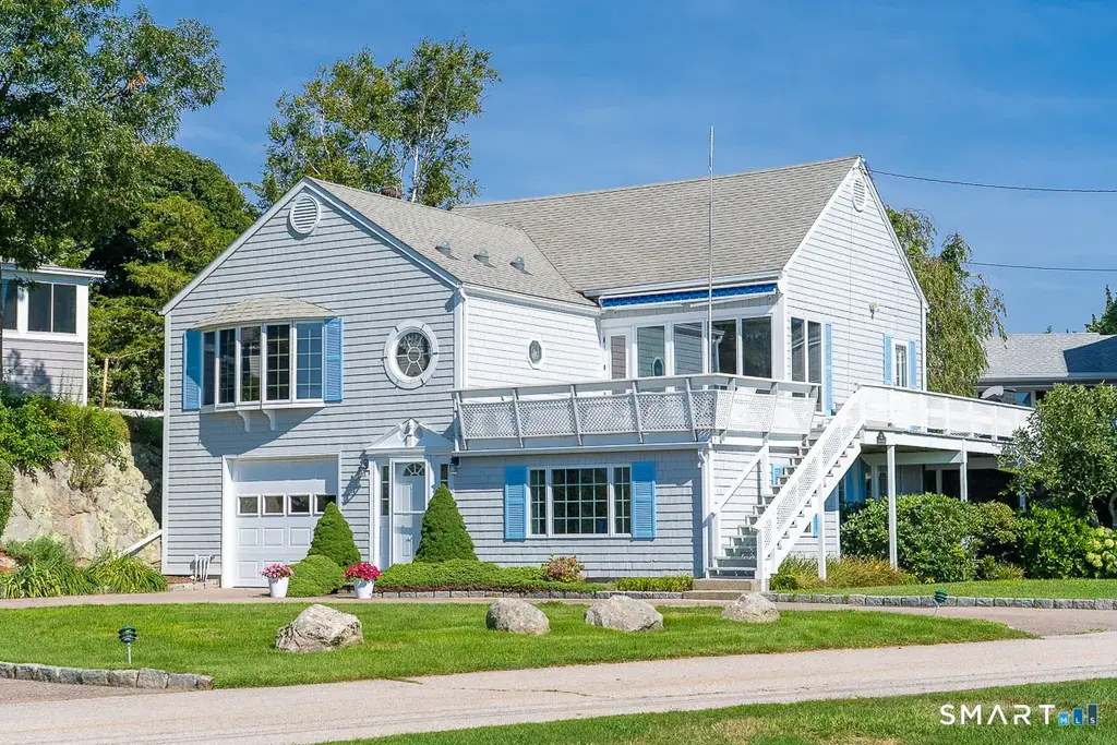 132 Latimer Point Road 132, Stonington