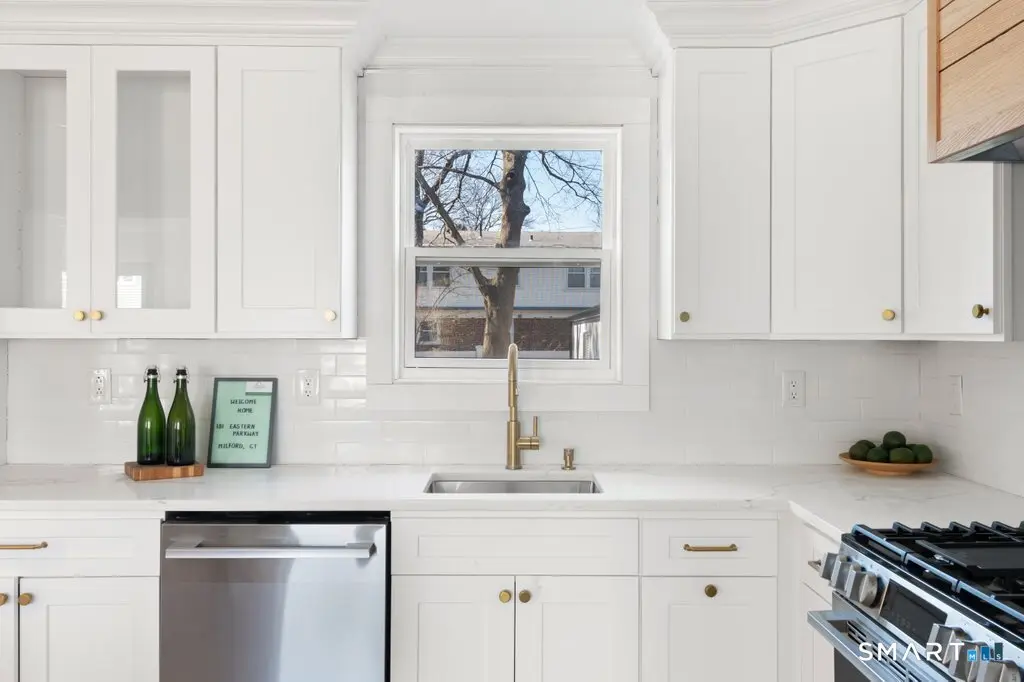181 Eastern Parkway, Milford