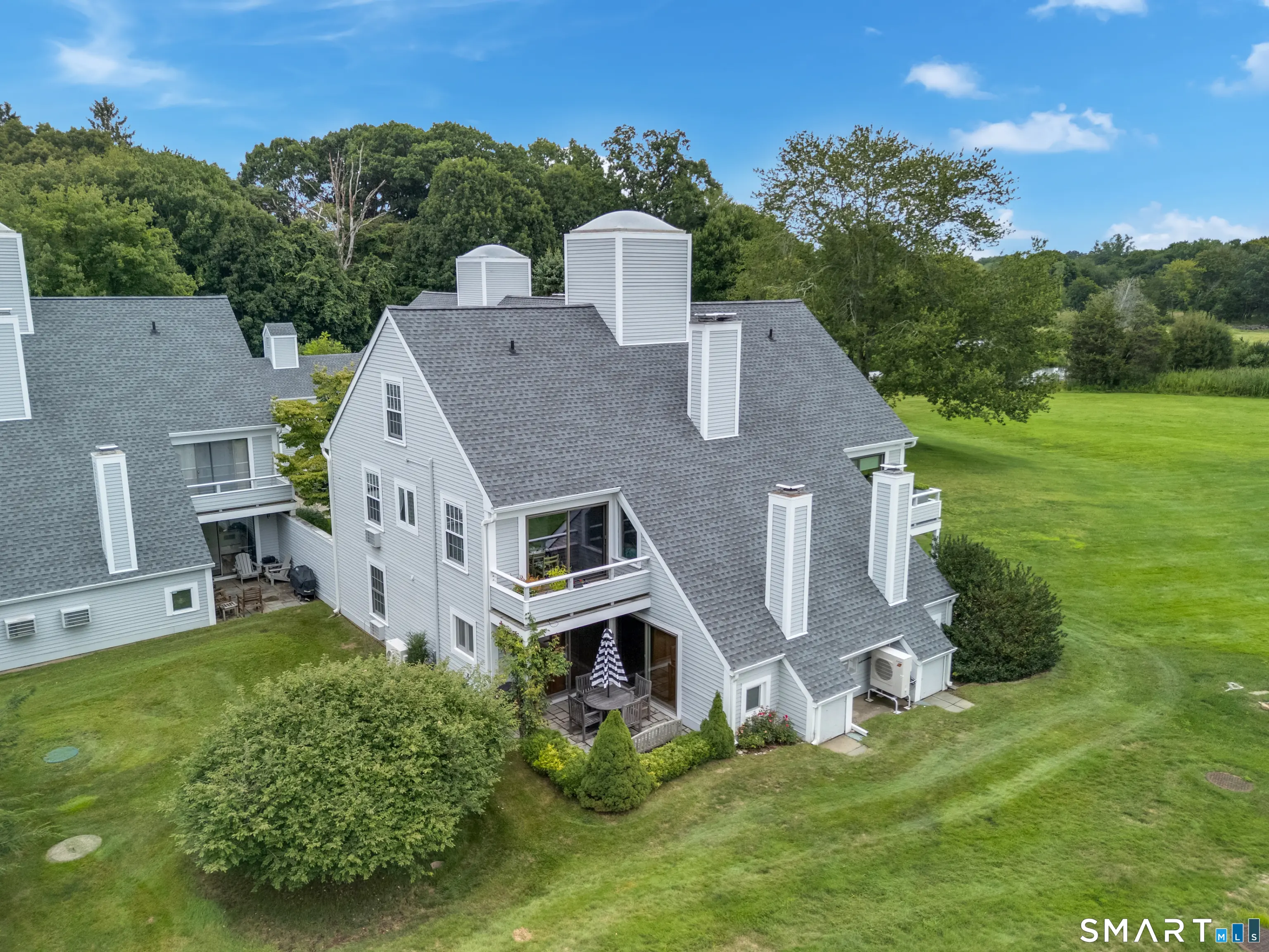 12 River Colony 12, Guilford