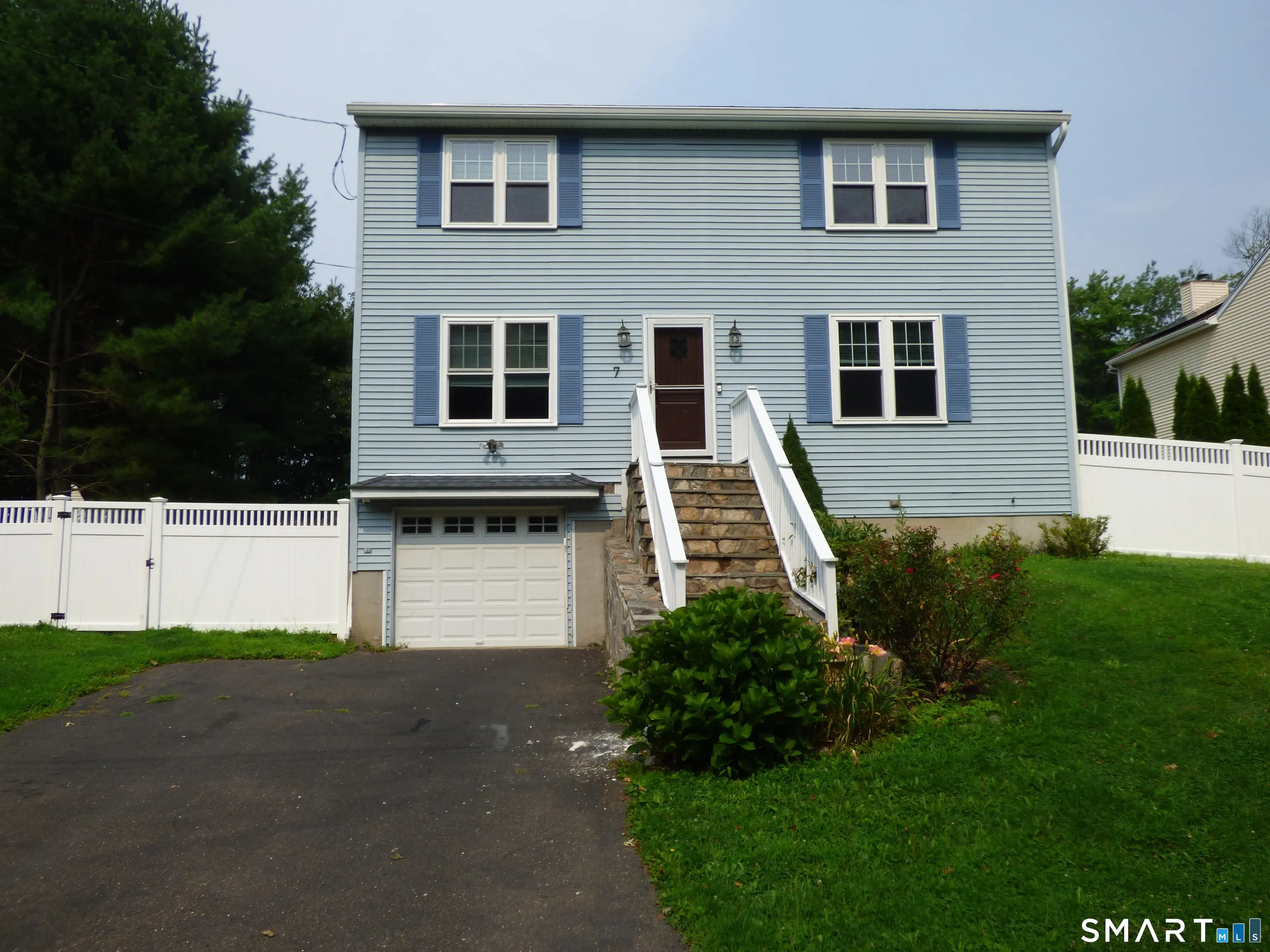 7 Ridge Lane, Shelton
