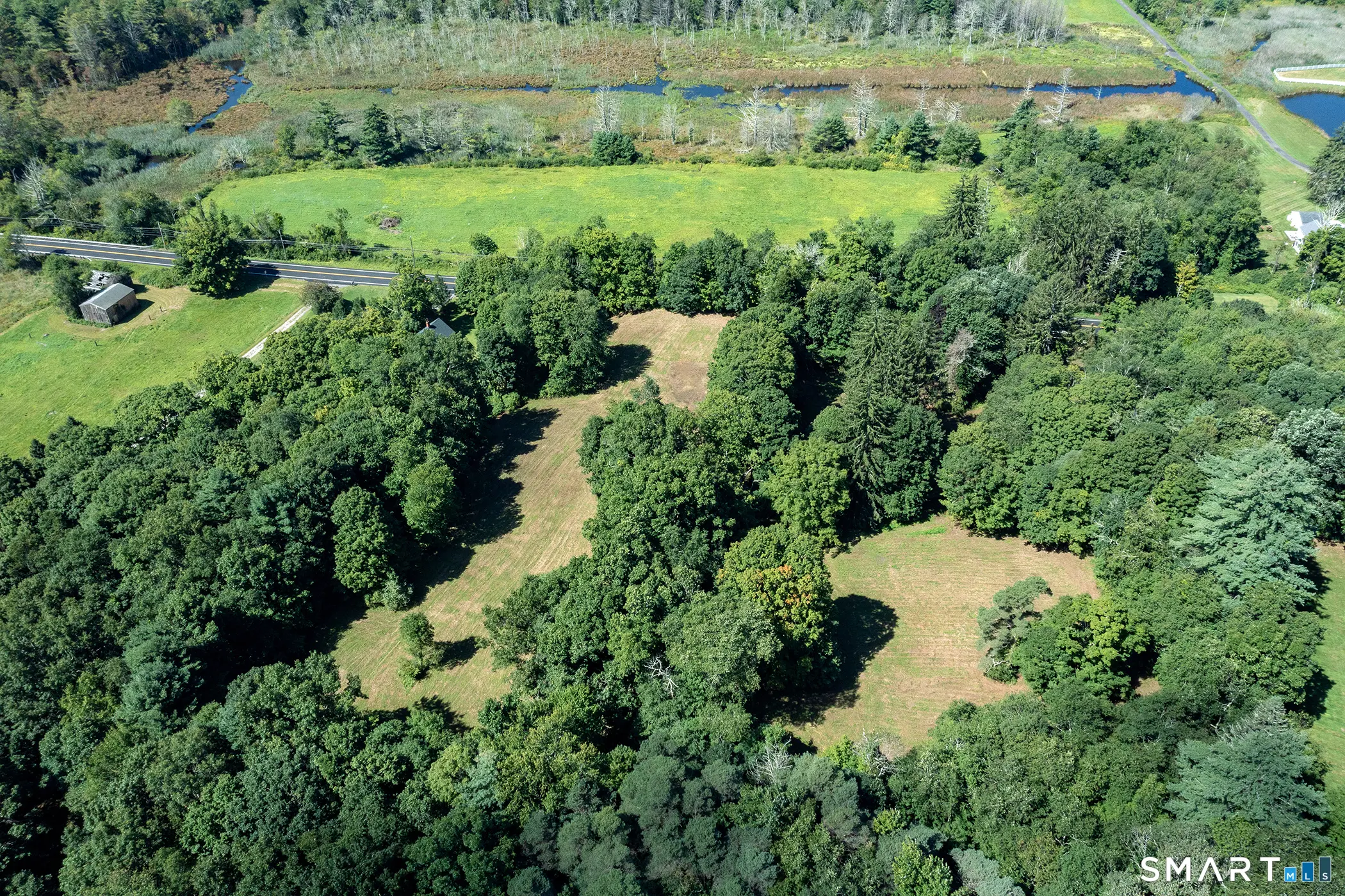 631 South Plains Road, Litchfield