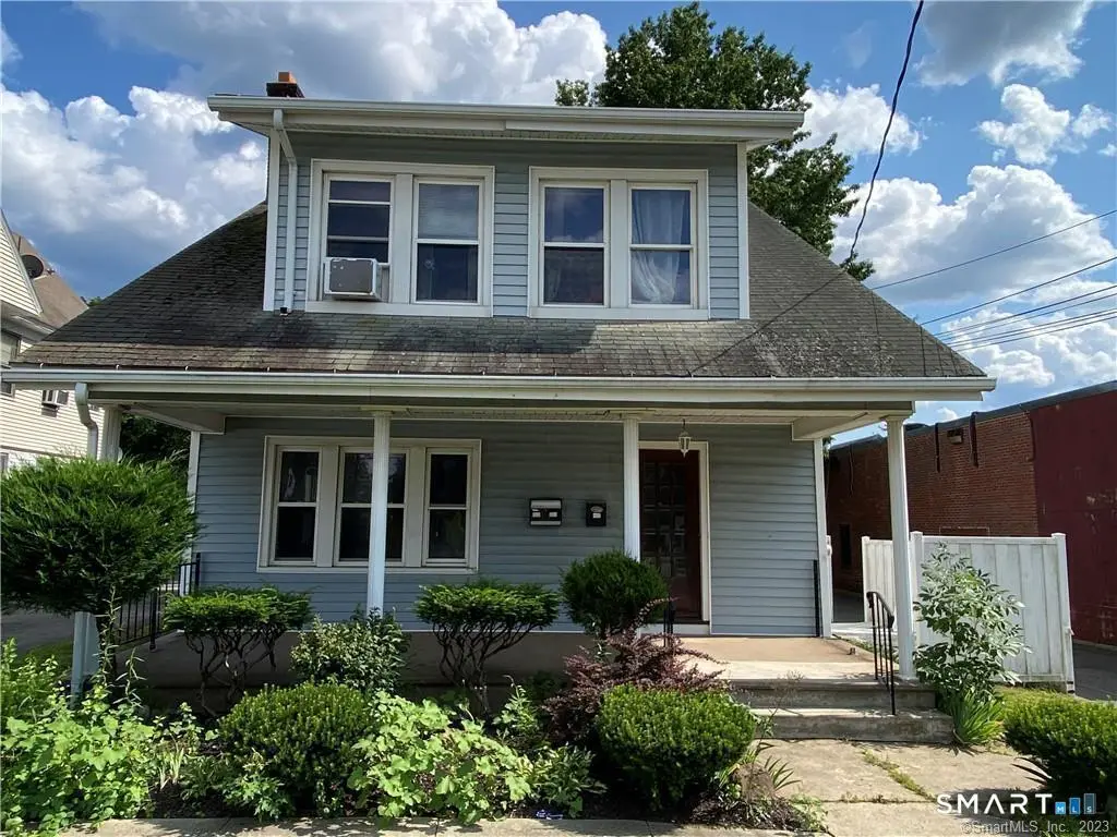 585 Burnside Avenue, East Hartford