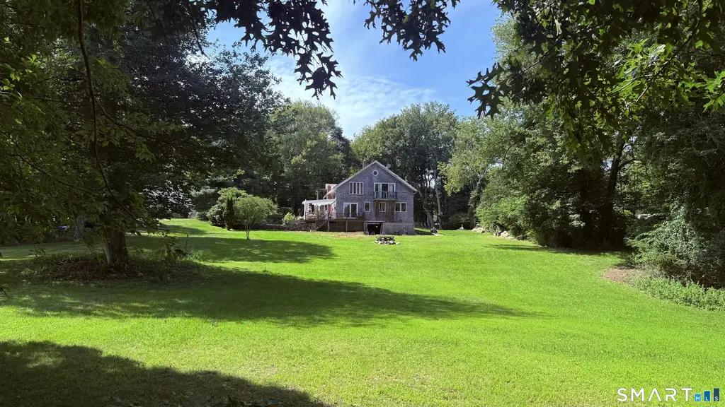 186 Great Neck Road, Waterford