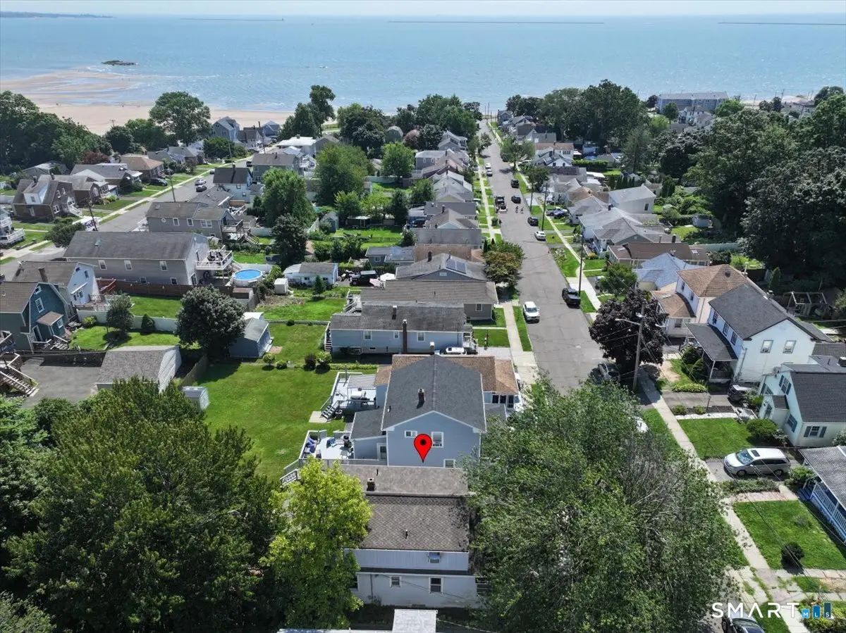 105 Grove Place, West Haven