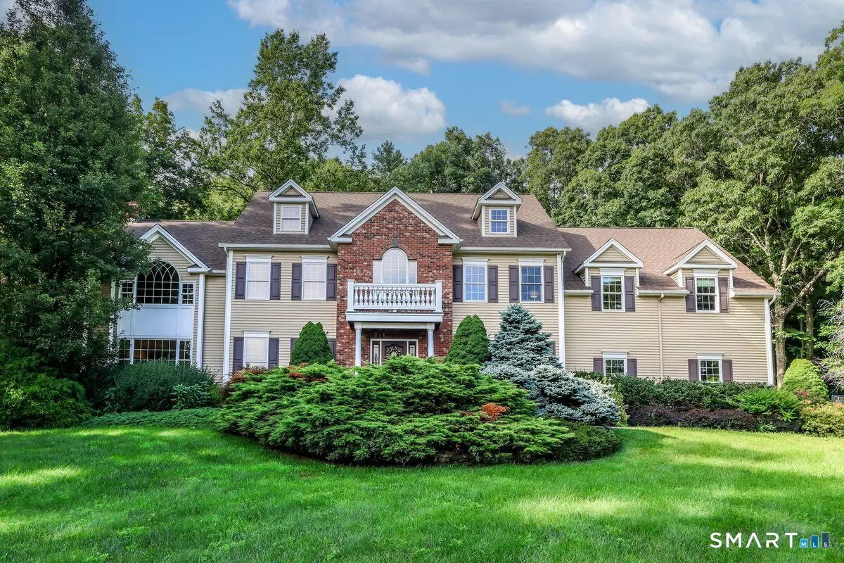 4 Mia Bella Drive, New Milford