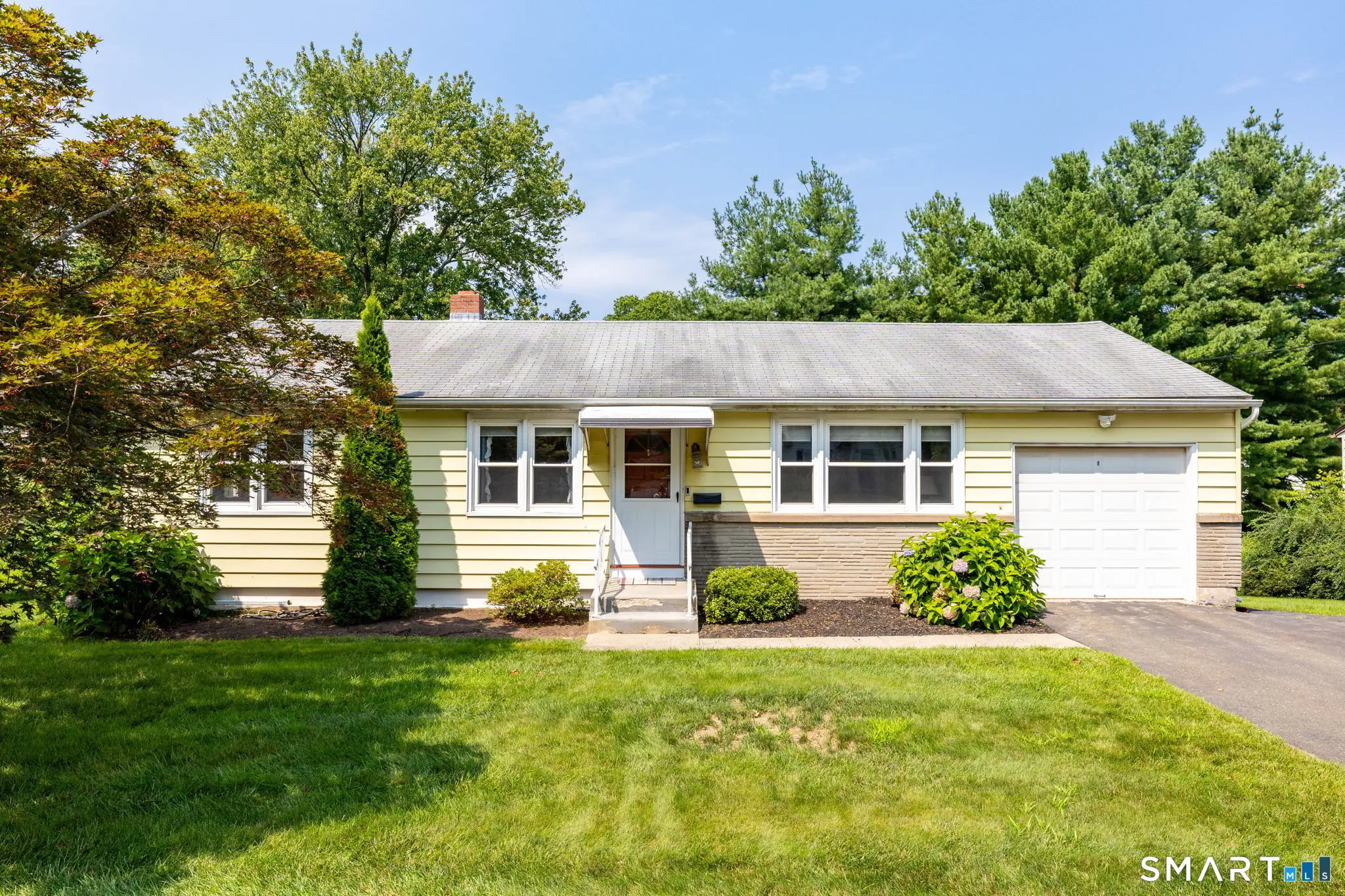 632 Circular Avenue, Hamden
