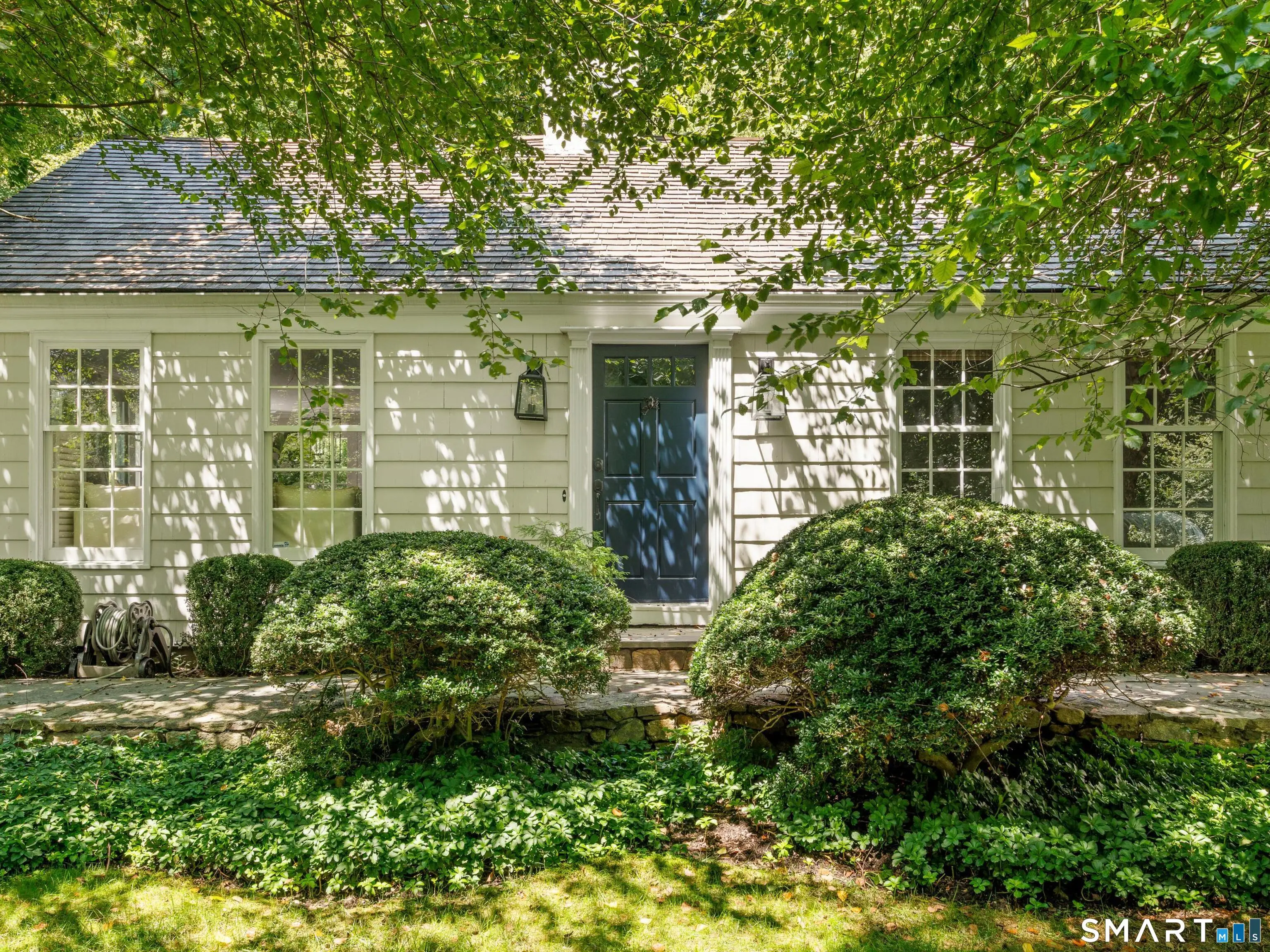 24 Good Hill Road, Weston