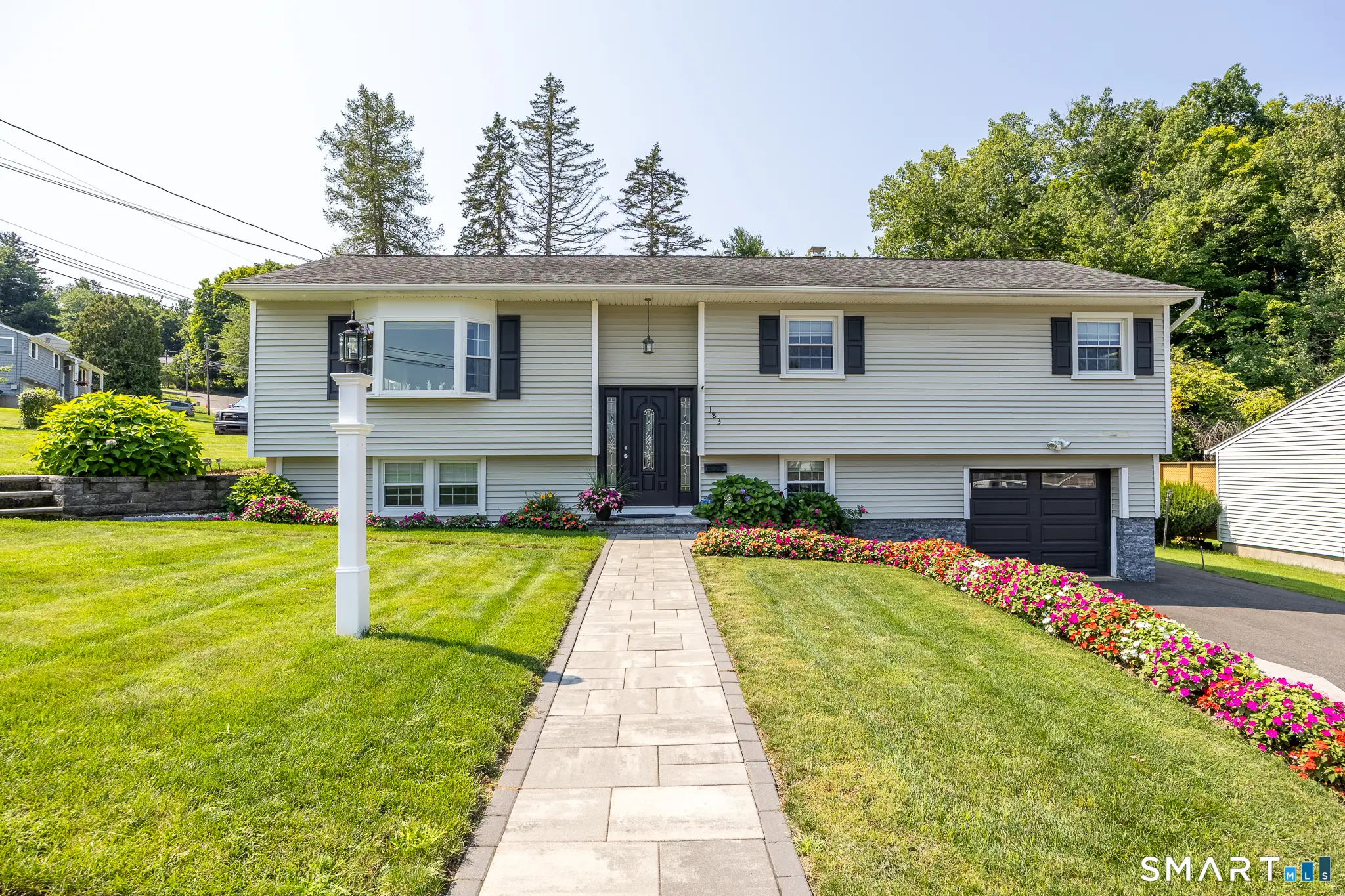 183 Plainfield Drive, Watertown