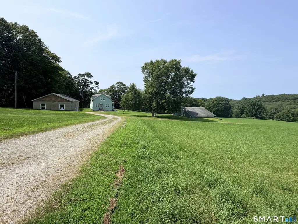 354 Edmond Road, Griswold