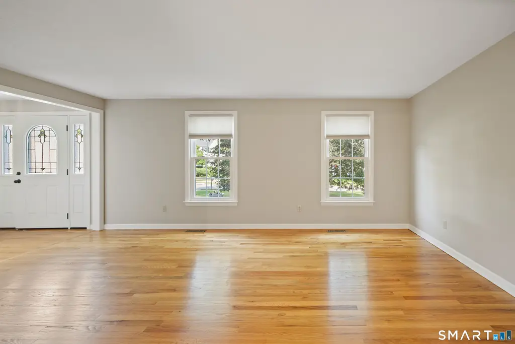 75 Meadow Brook Place, Cheshire