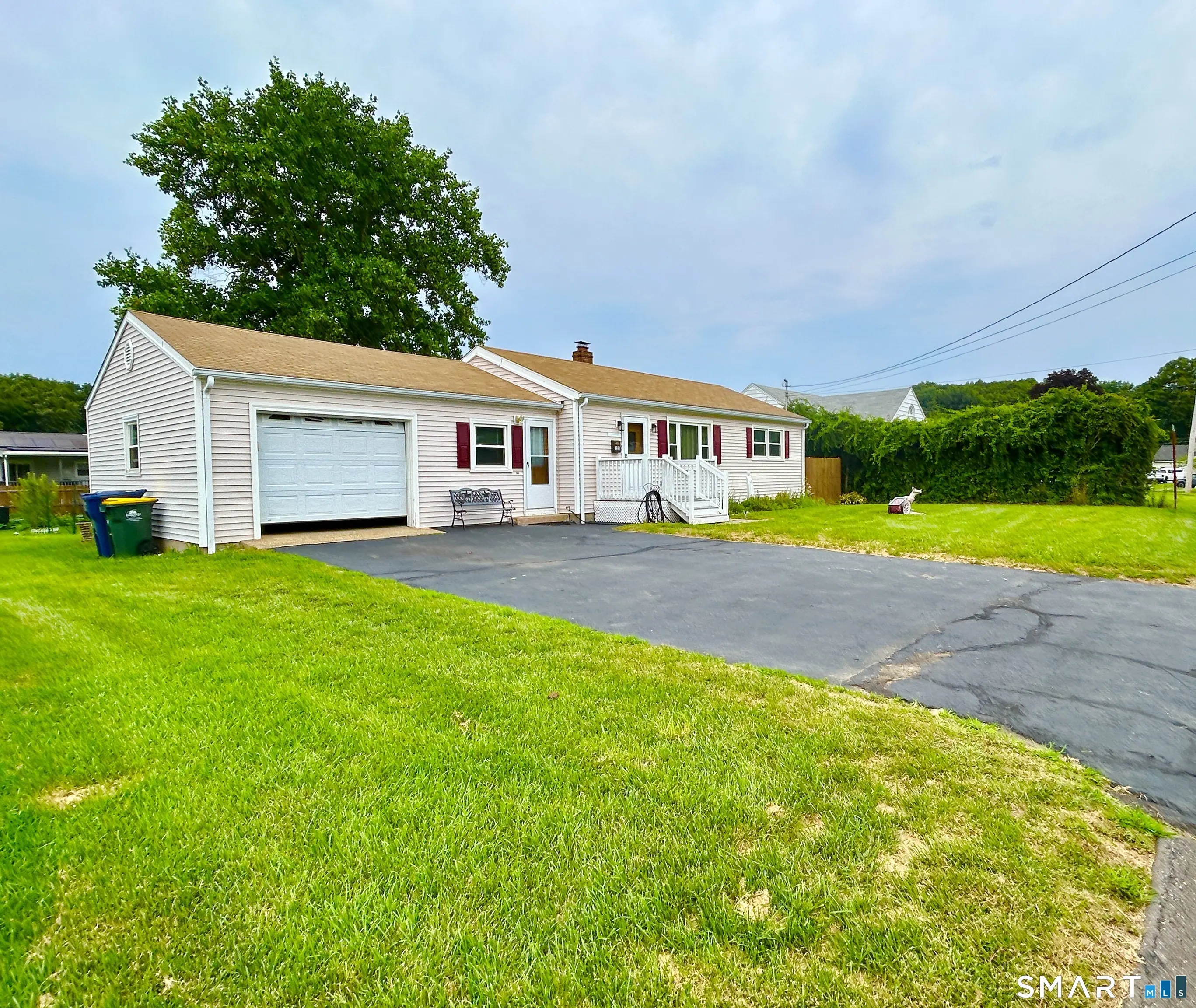 13 Hemlock Drive, Ansonia