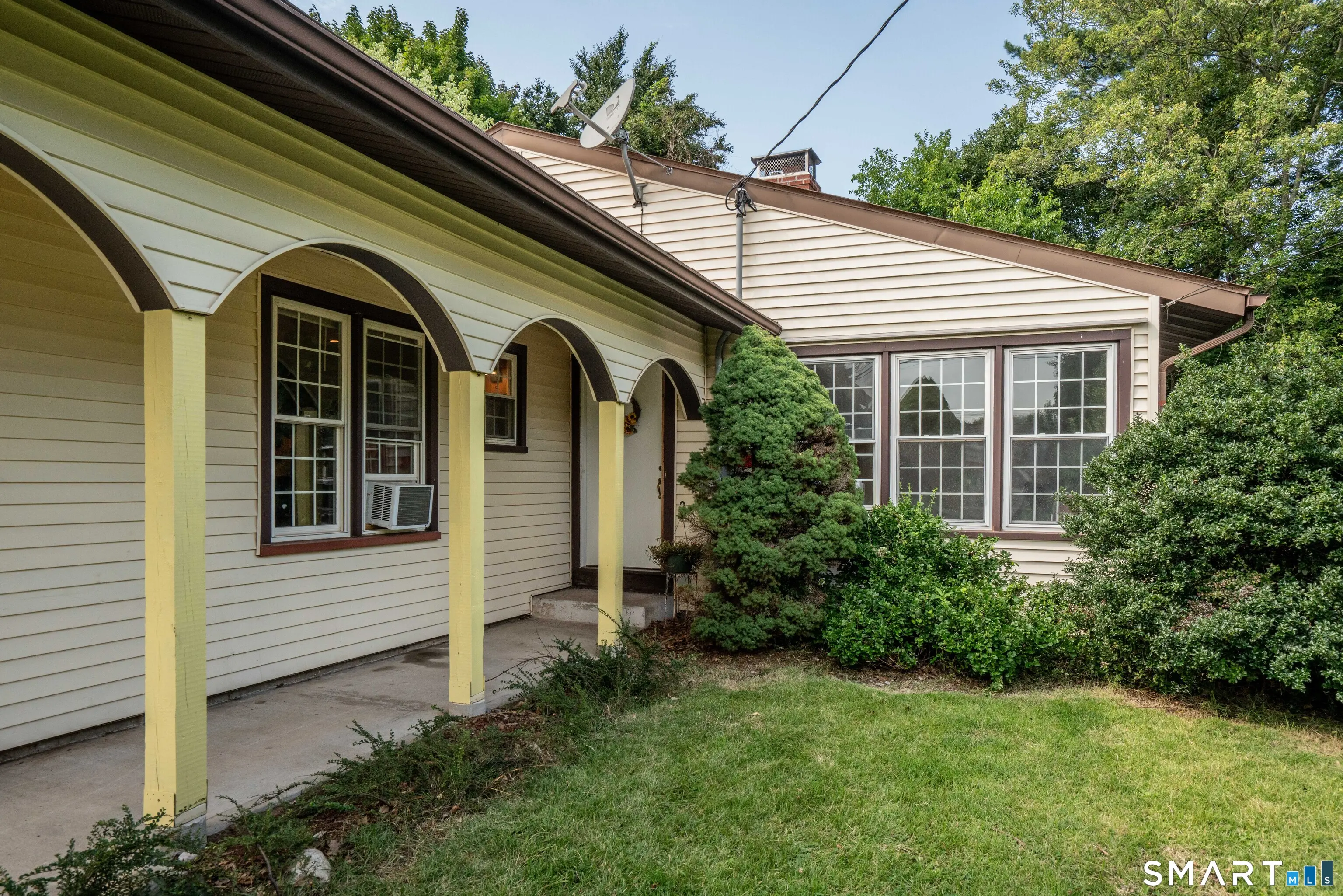 52 Greenhouse Boulevard, West Hartford