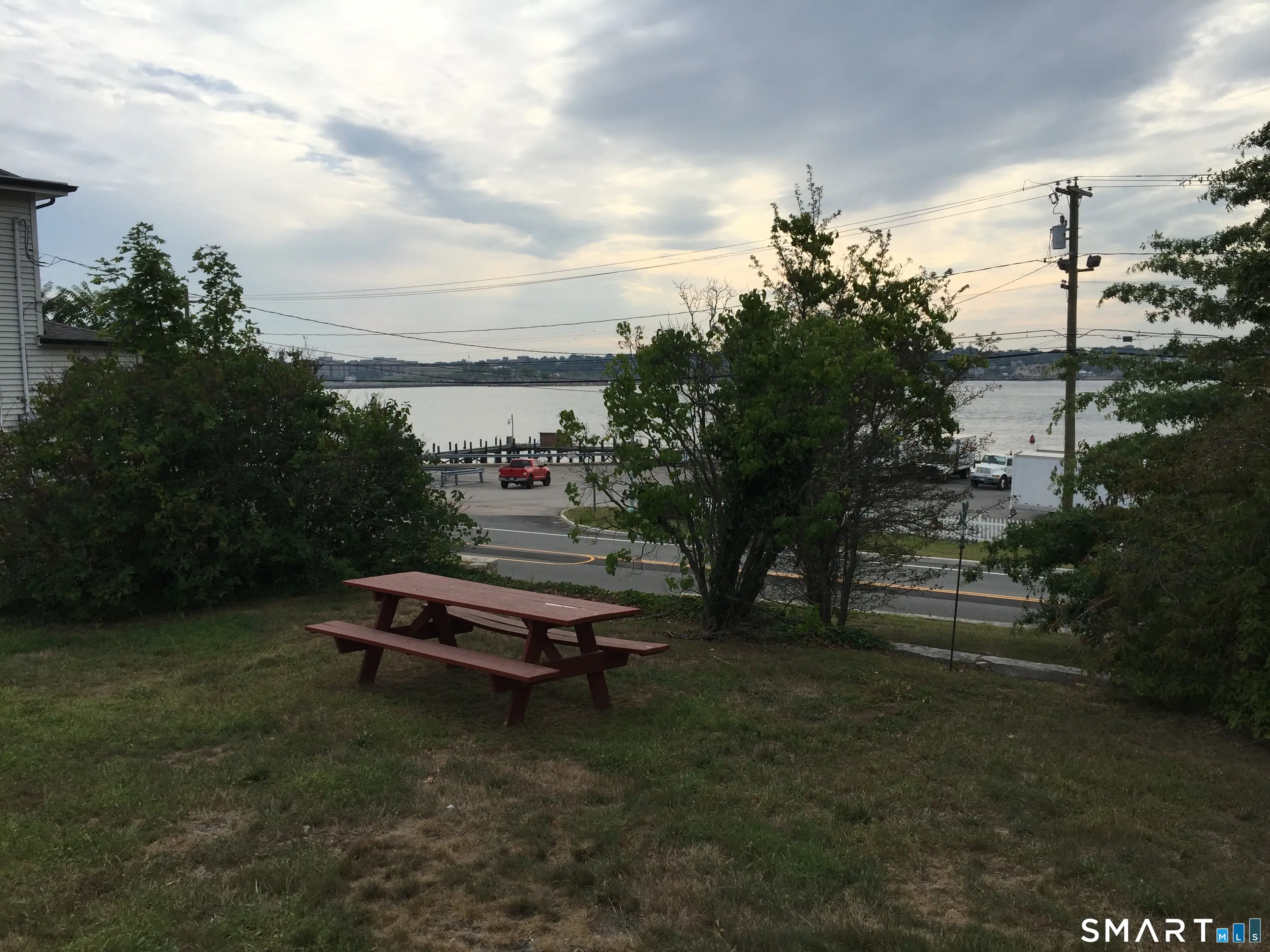 380 Thames Street, Groton