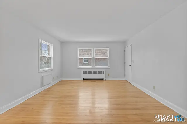 8 Hamilton Court D, Stamford