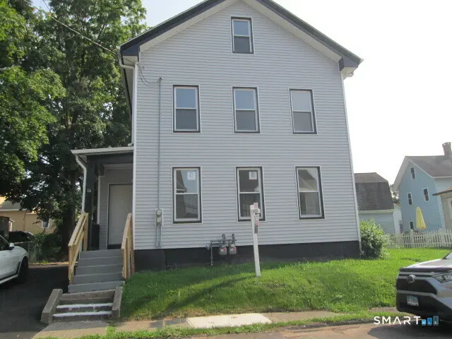 16 Winthrop Street, Meriden