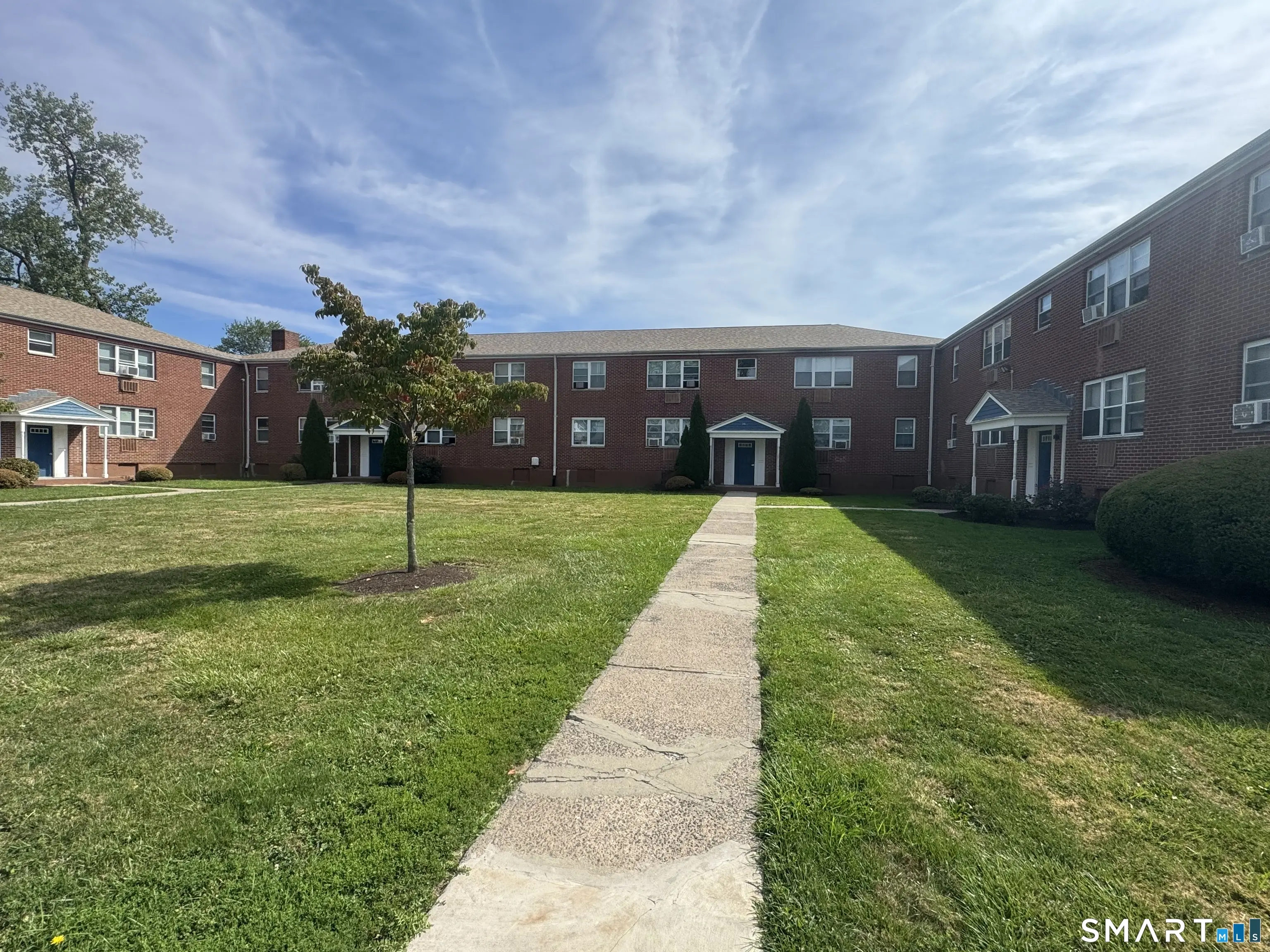 752 New Britain Avenue Apt 4, Hartford