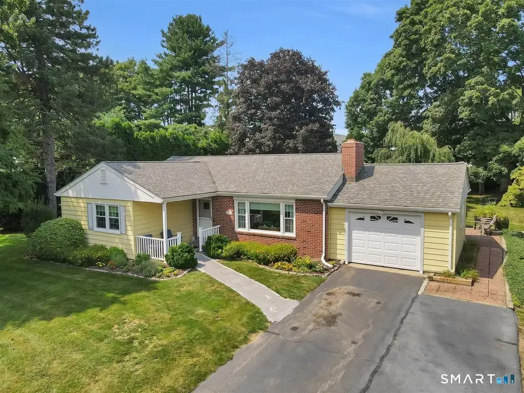 11 Castle View Drive, Chester