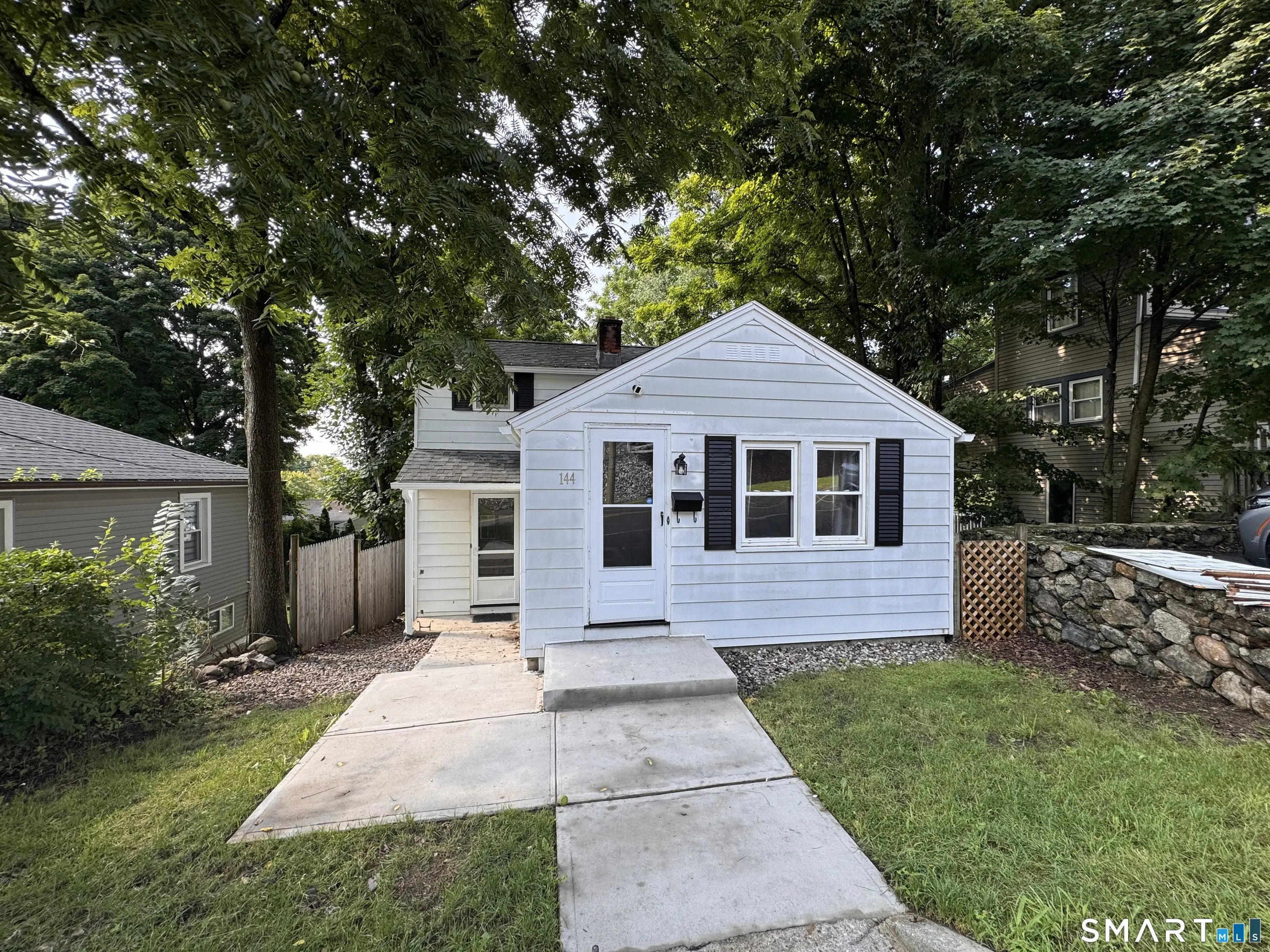 144 Sunnyside Avenue, Watertown