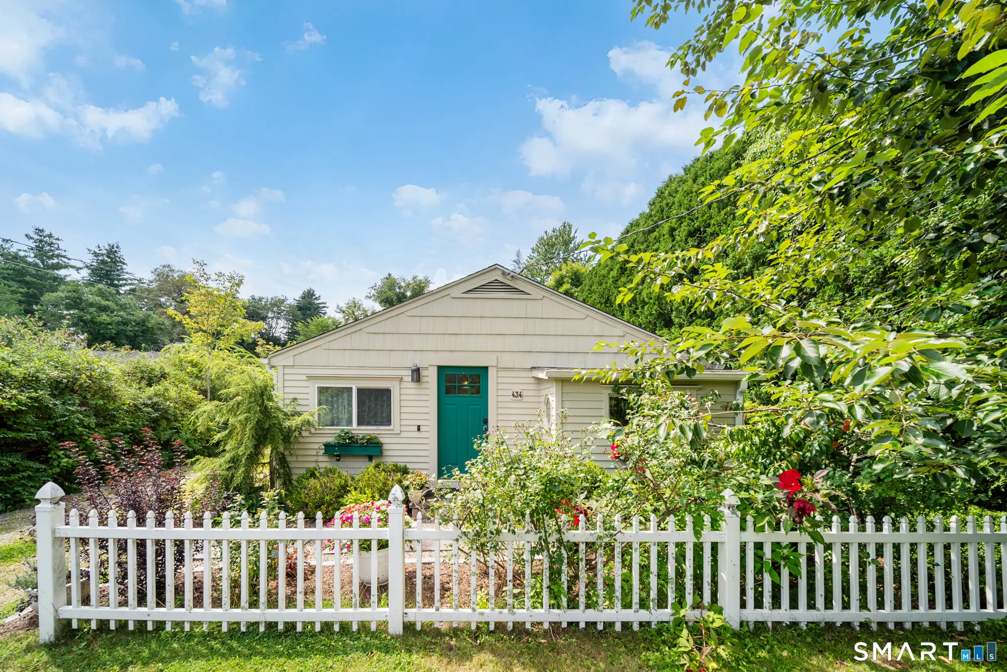 434 South Street, Litchfield