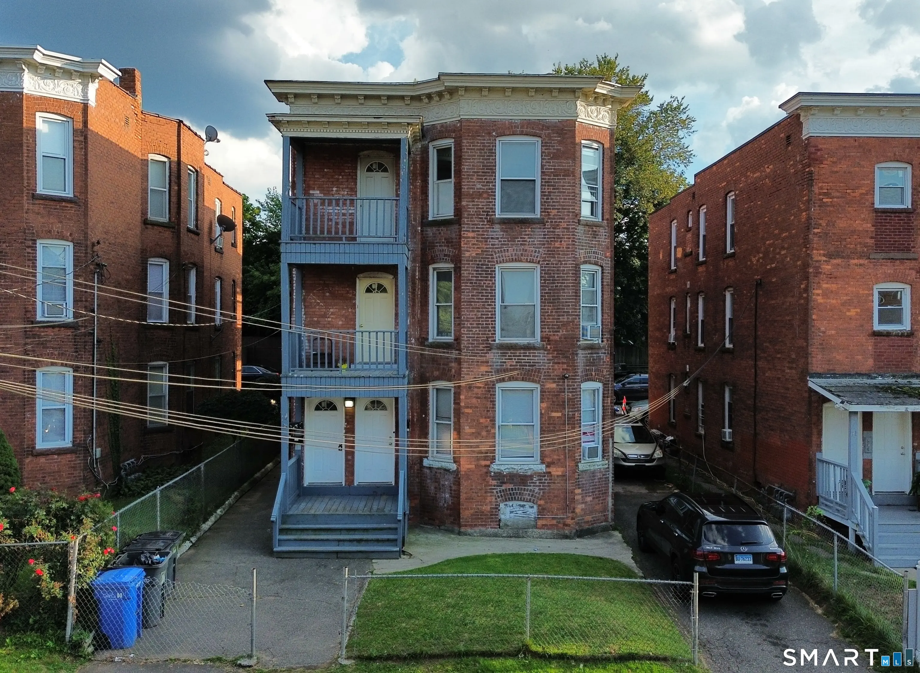 27-29 York Street #2, Hartford
