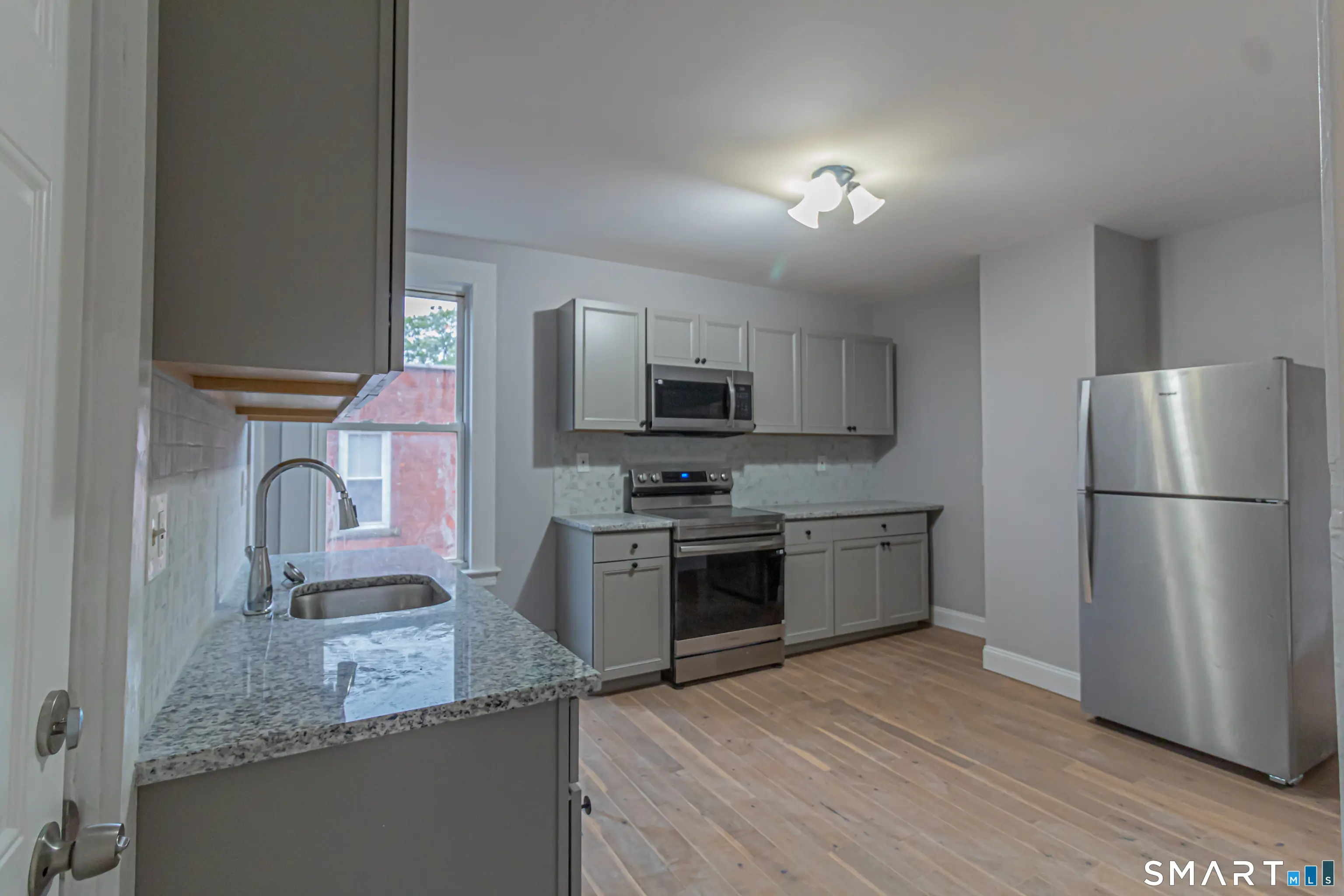 27-29 York Street #2, Hartford