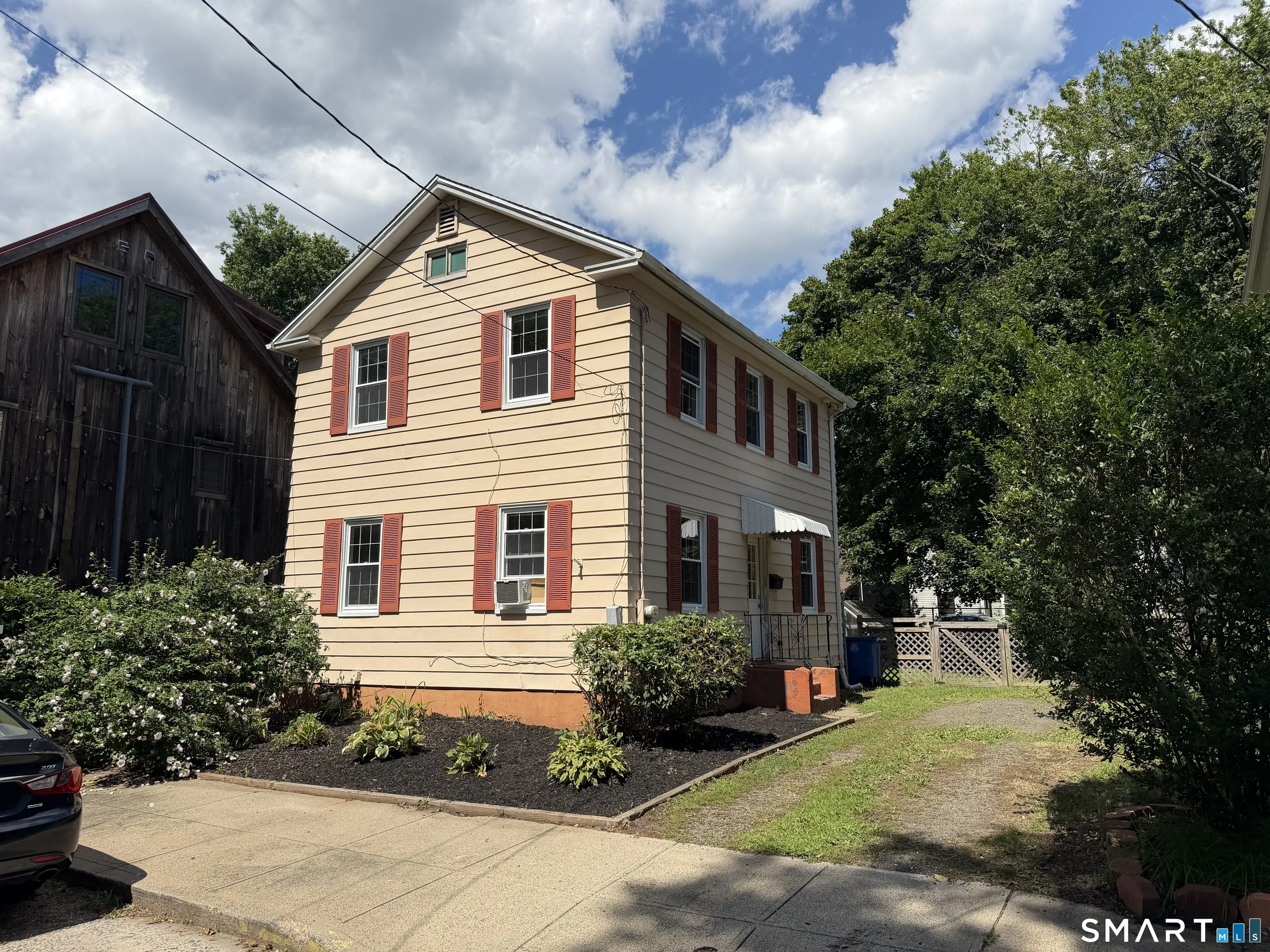 15 Hine Place, New Haven
