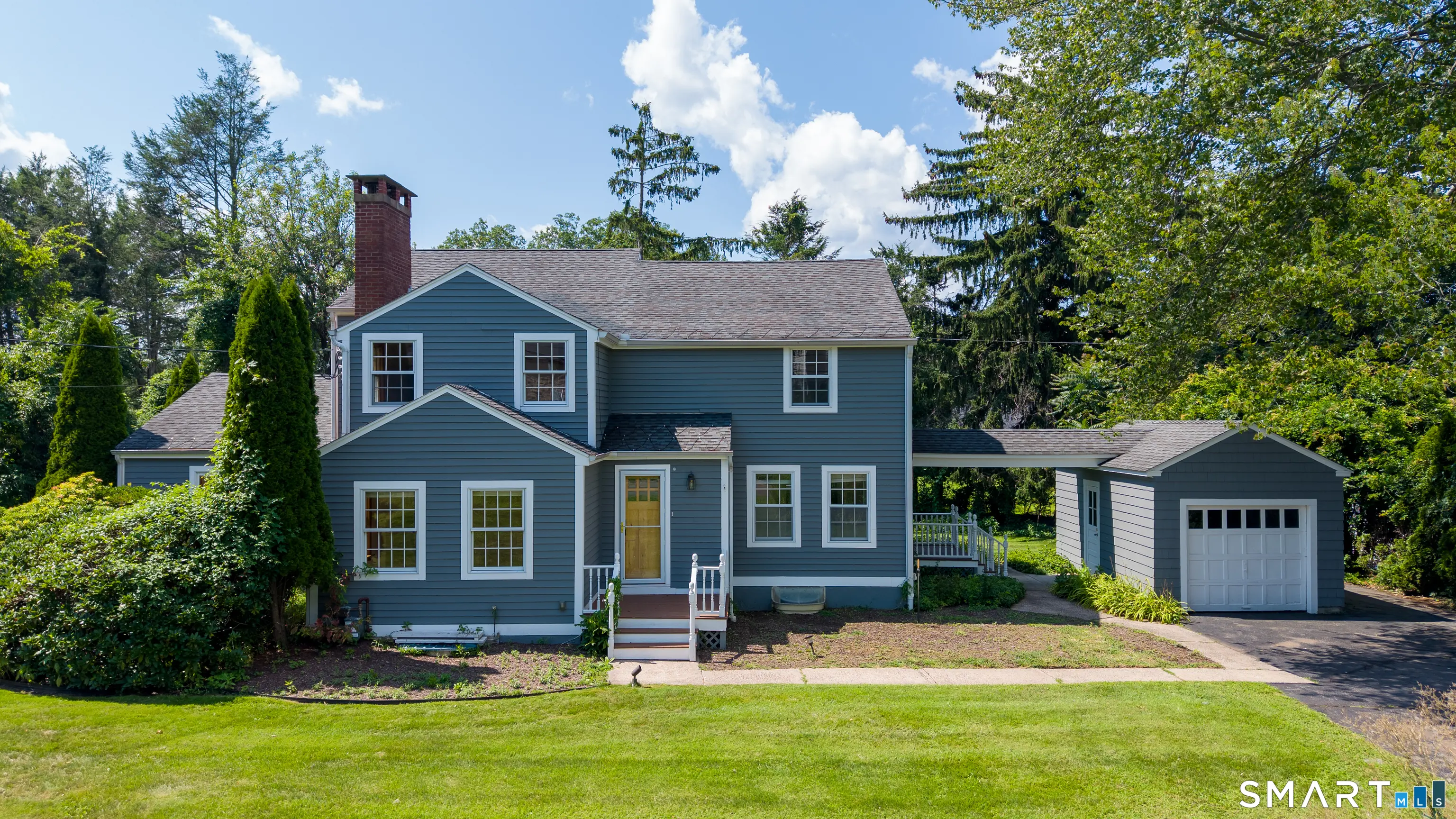 1690 Ridge Road, North Haven